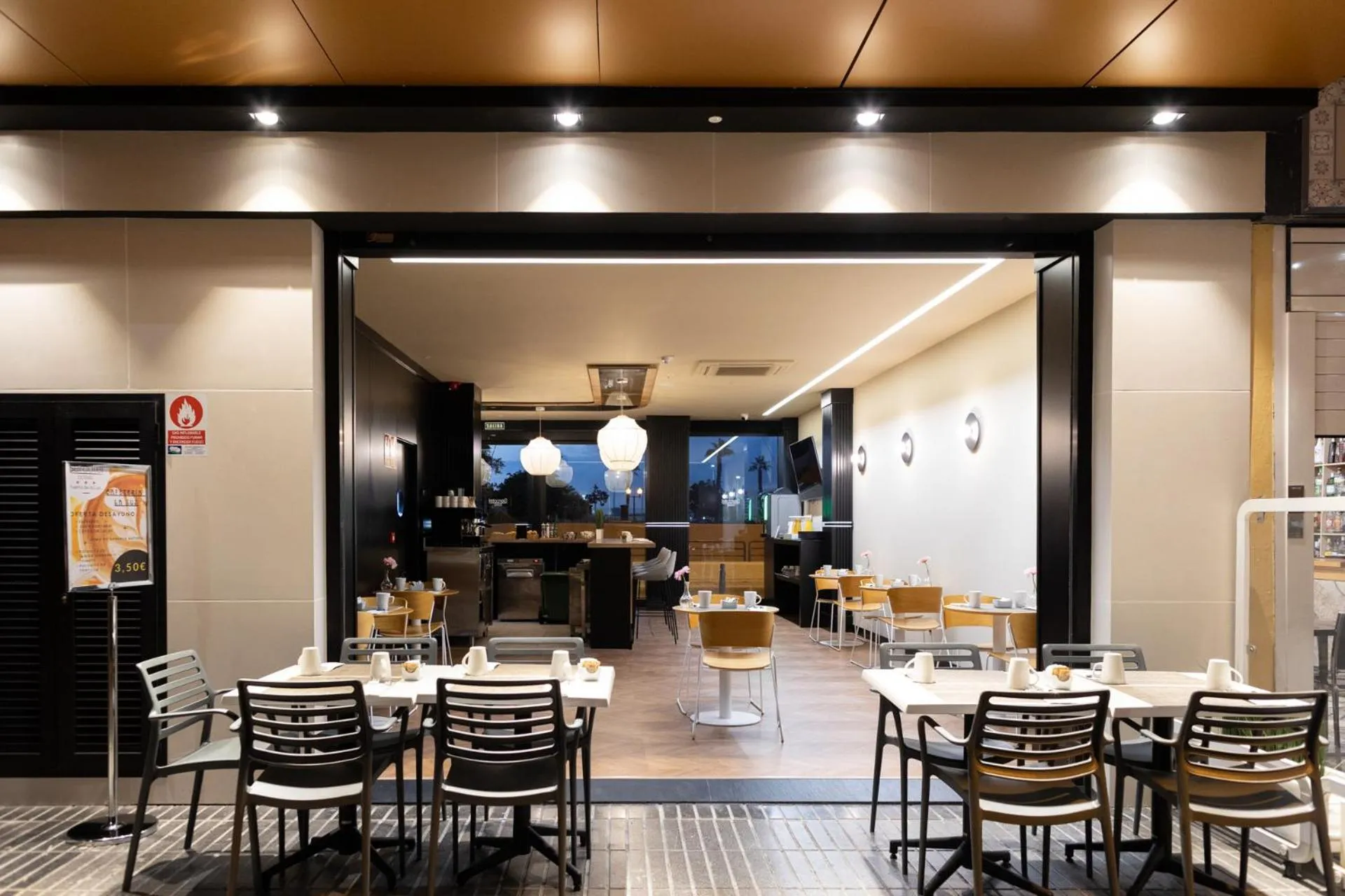 Breakfast in Hotel Puerto de la Luz