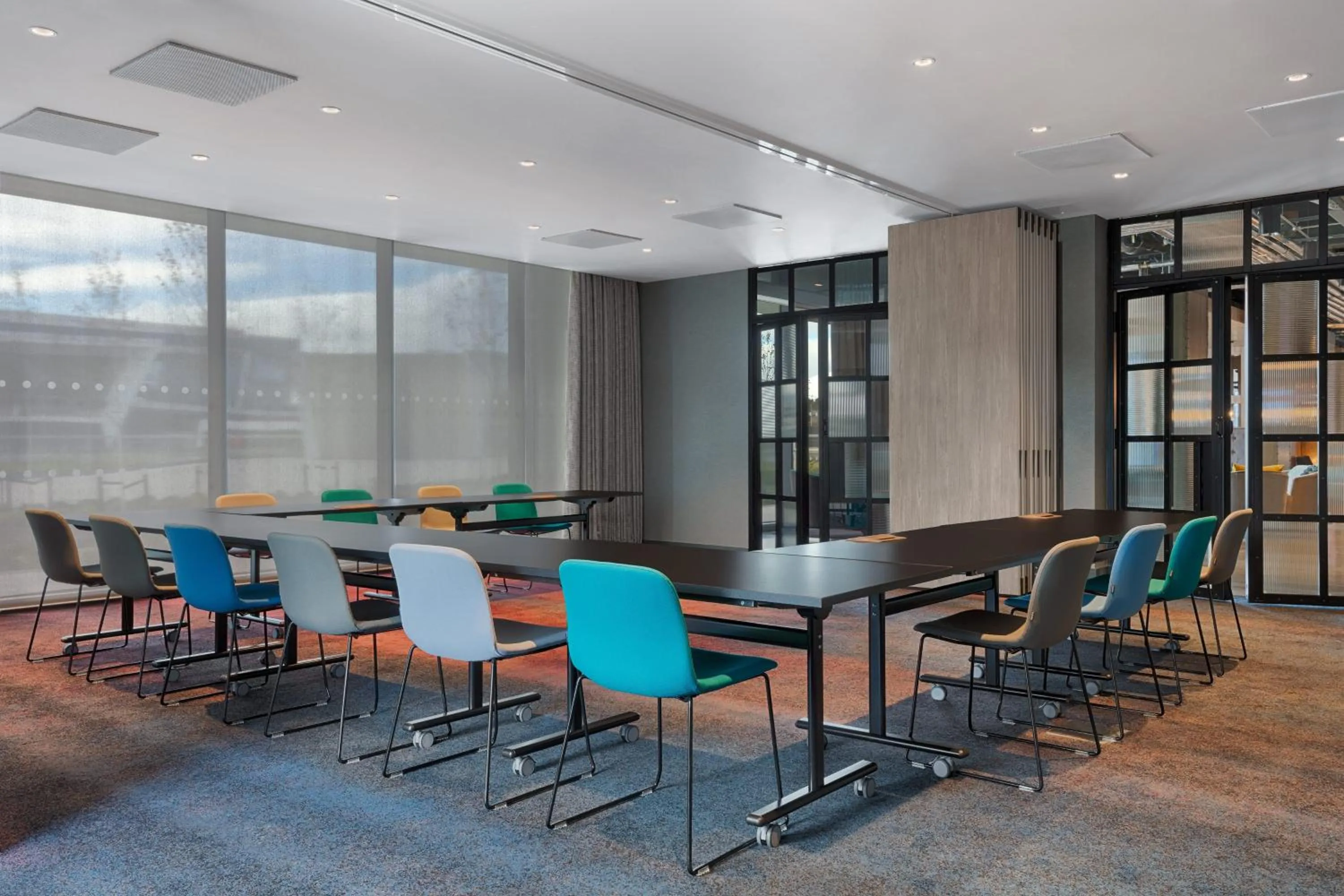 Meeting/conference room in Aloft Aberdeen TECA