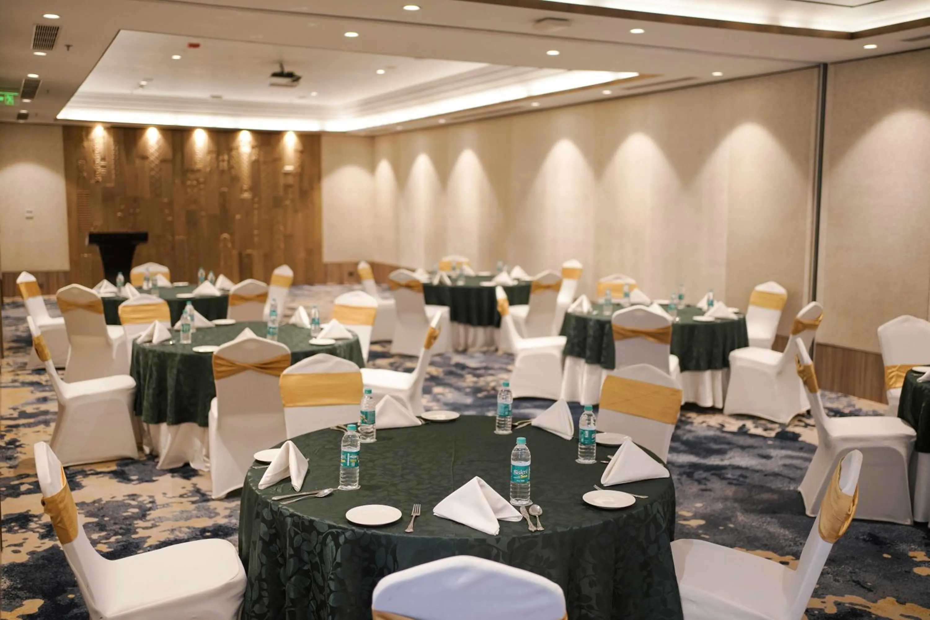 Banquet/Function facilities in Port Muziris, A Tribute Portfolio Hotel by Marriott