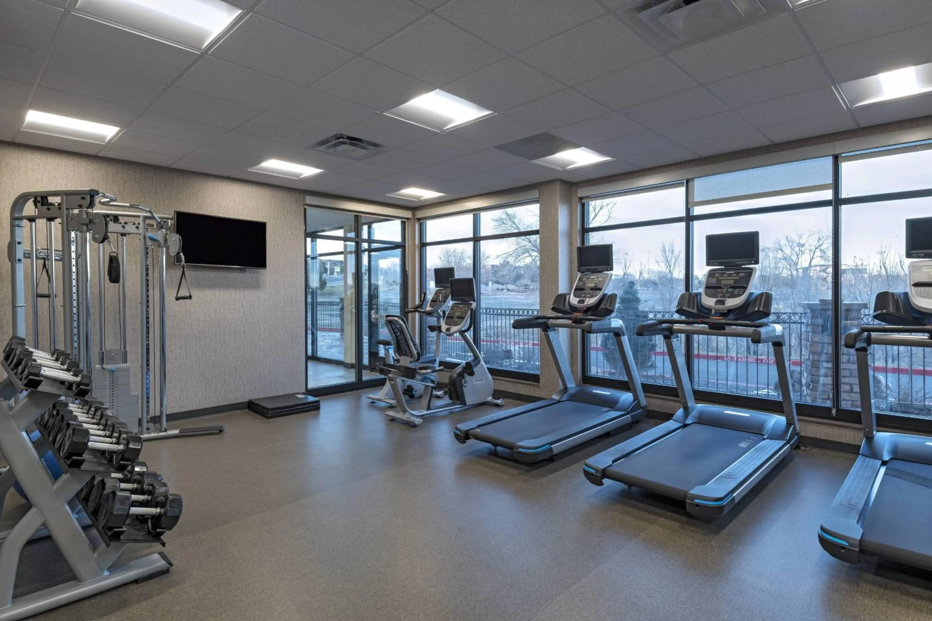 Fitness centre/facilities in Fairfield Inn & Suites by Marriott Colorado Springs East