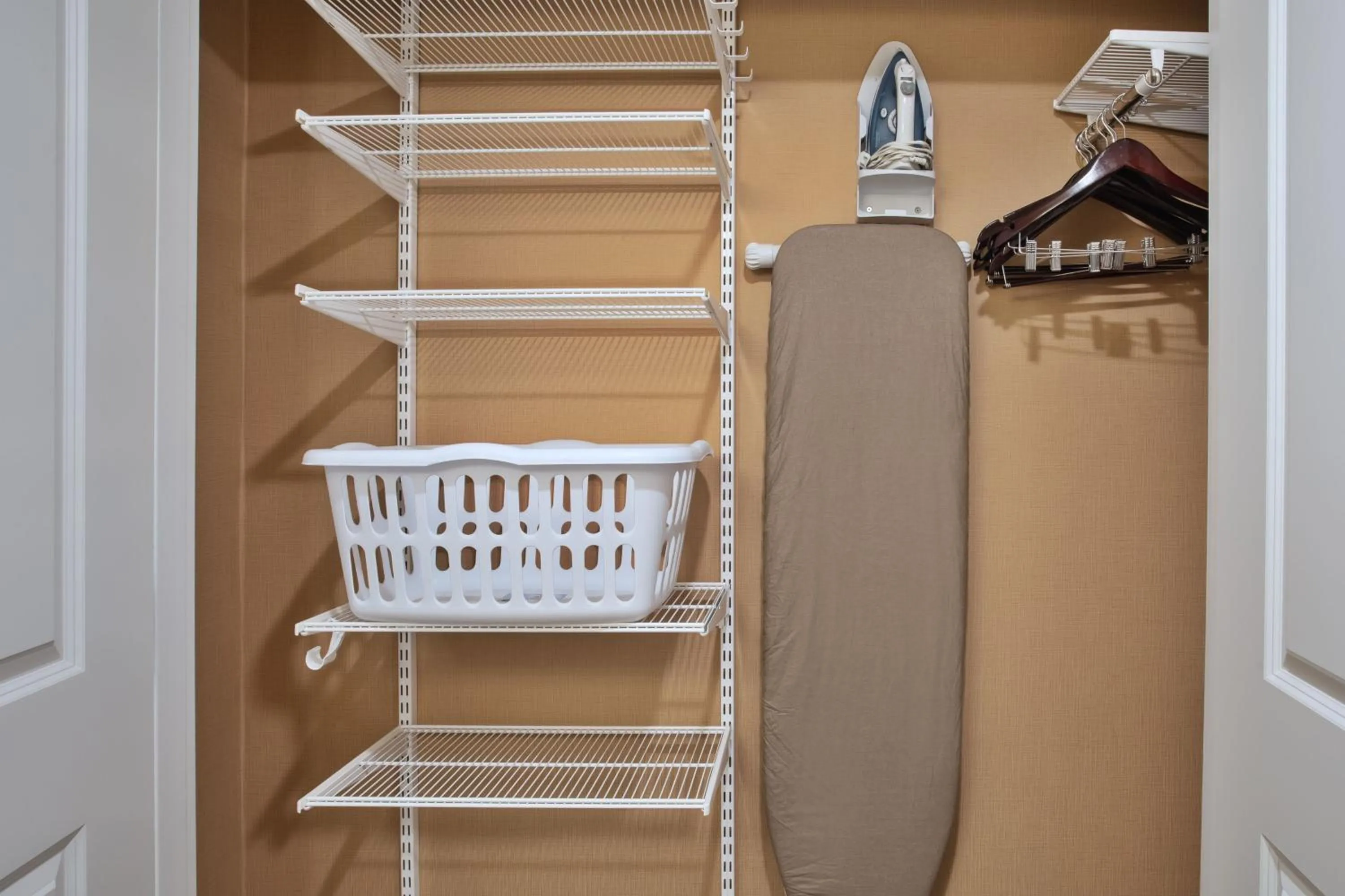 Photo of the whole room in TownePlace Suites by Marriott Detroit Belleville