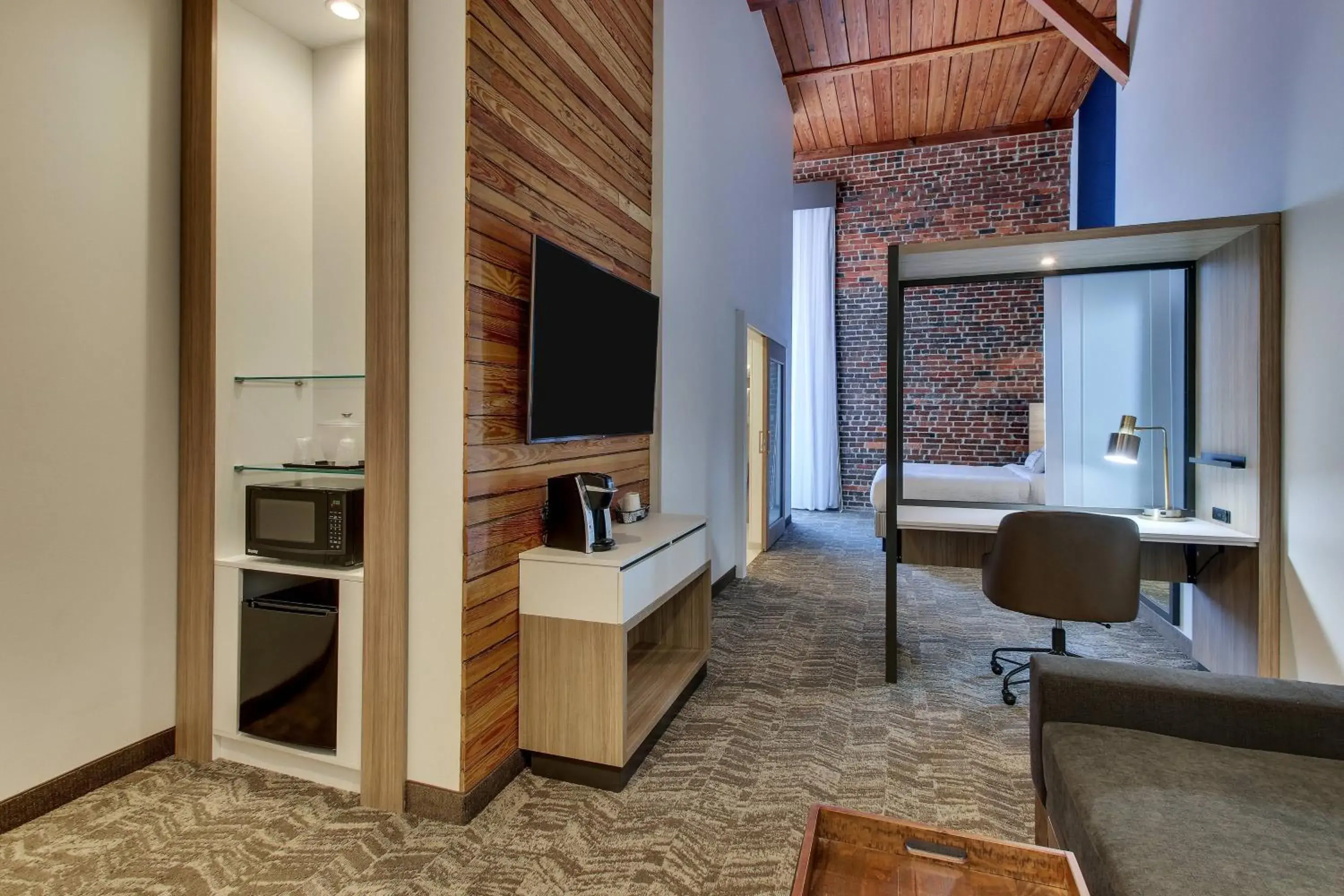 Suite, 1 King in SpringHill Suites by Marriott Montgomery Downtown Suite, 1 King in SpringHill Suites by Marriott Montgomery Downtown