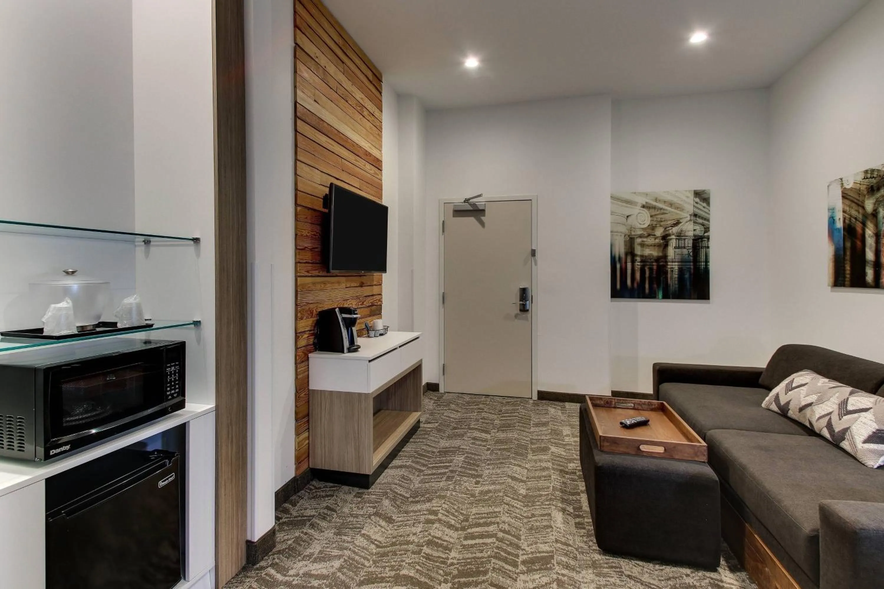 Living room in SpringHill Suites by Marriott Montgomery Downtown