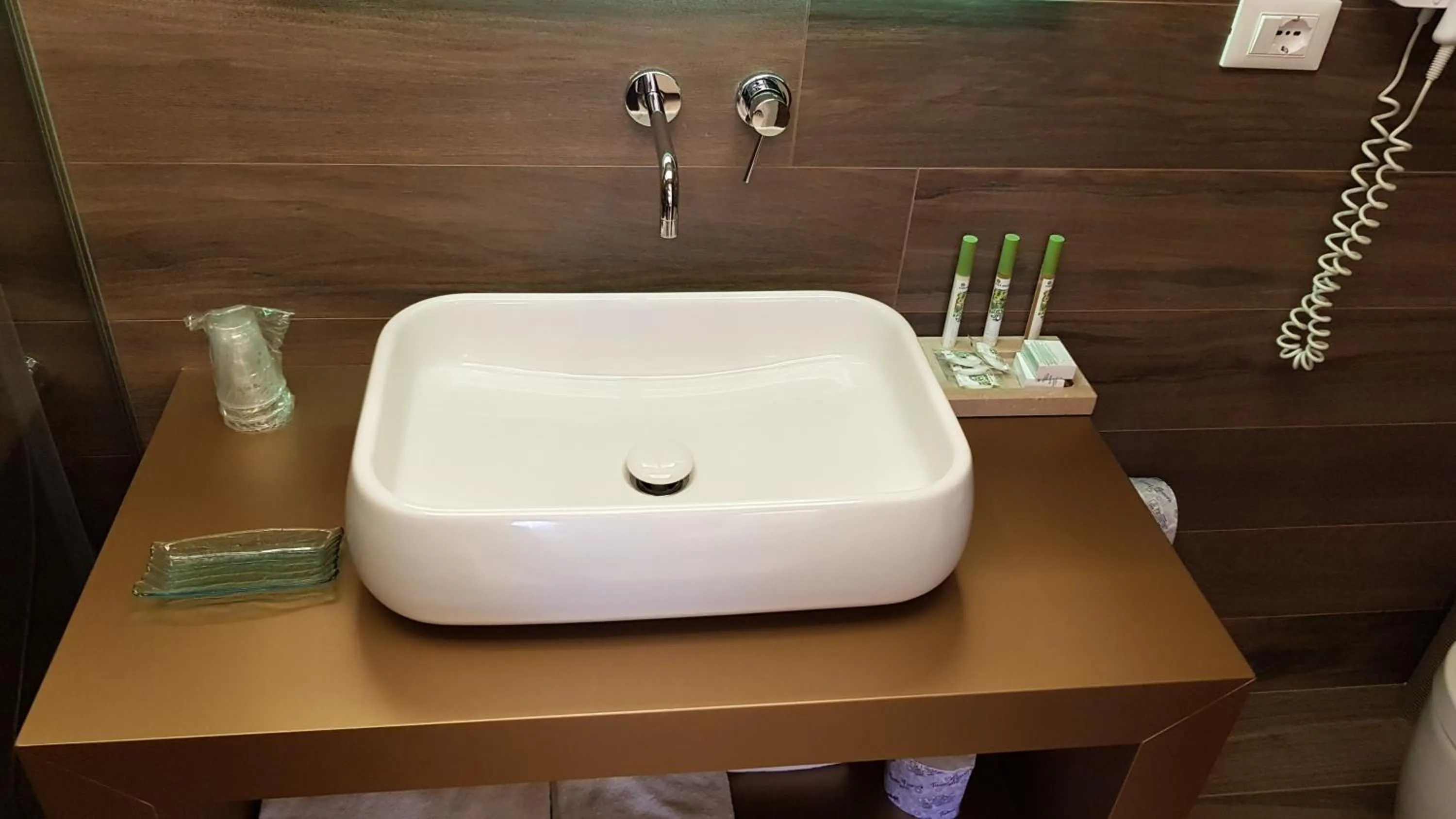 Bathroom in Hotel Victoria