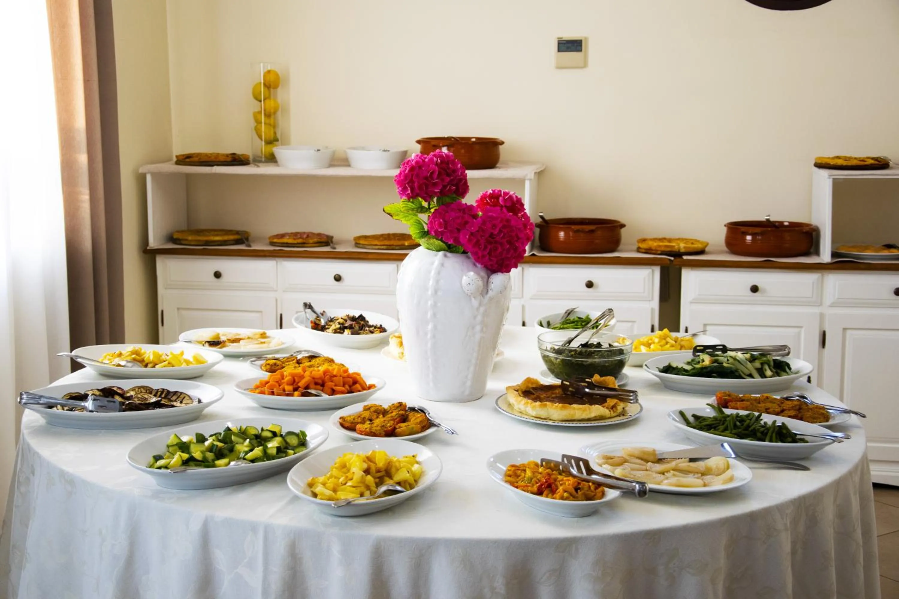 Food in Hotel Victoria