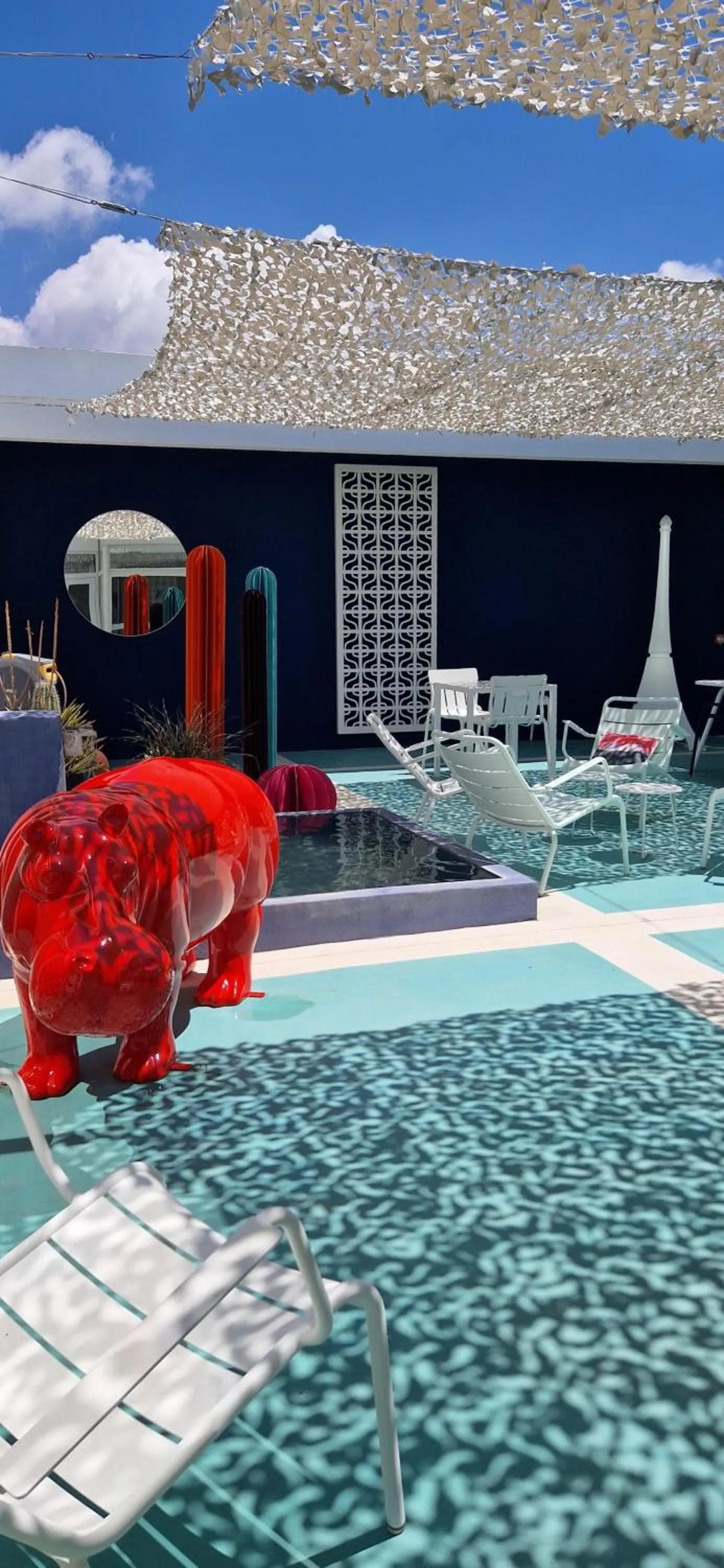 Patio in Hôtel Saint-Clair, côté Plage