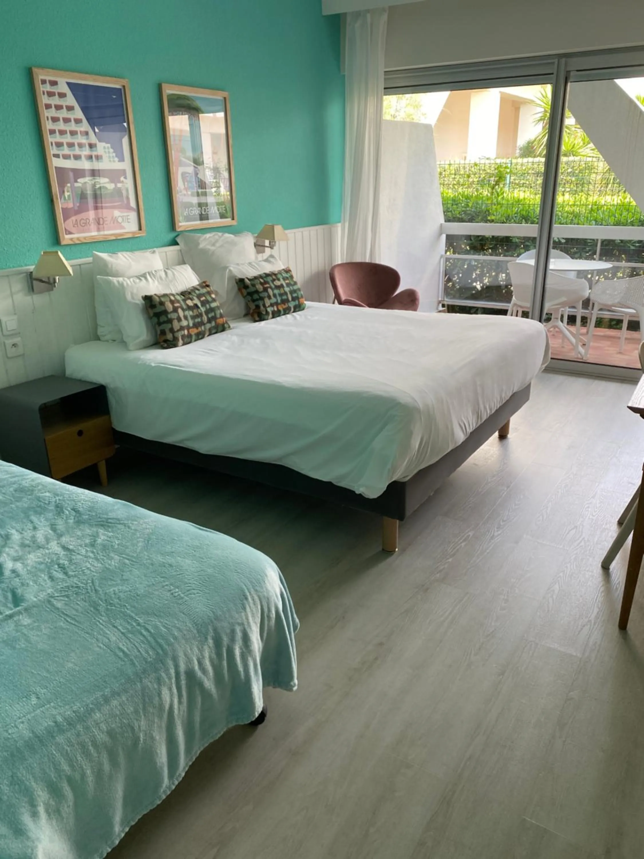 Bed in Hôtel Saint-Clair, côté Plage