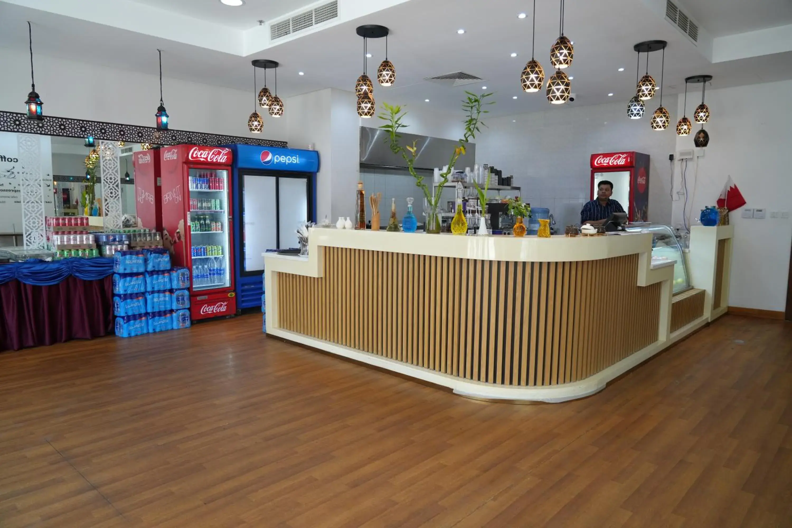 Restaurant/places to eat in The Spot Residence Restaurant/places to eat in The Spot Residence