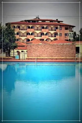 Chris & Eve Mansion Chris & Eve Mansion