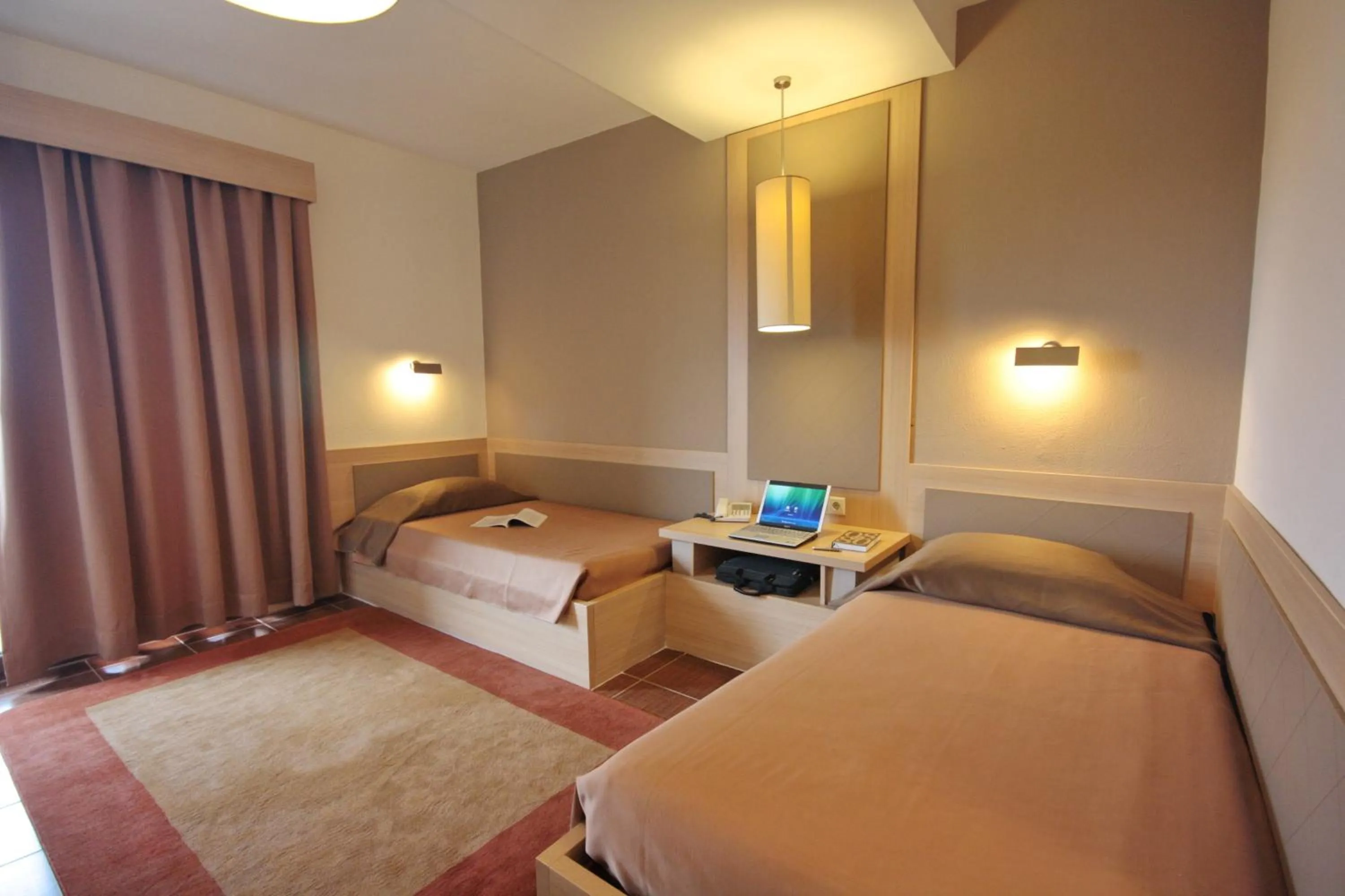 Photo of the whole room, Bed in Chris & Eve Mansion