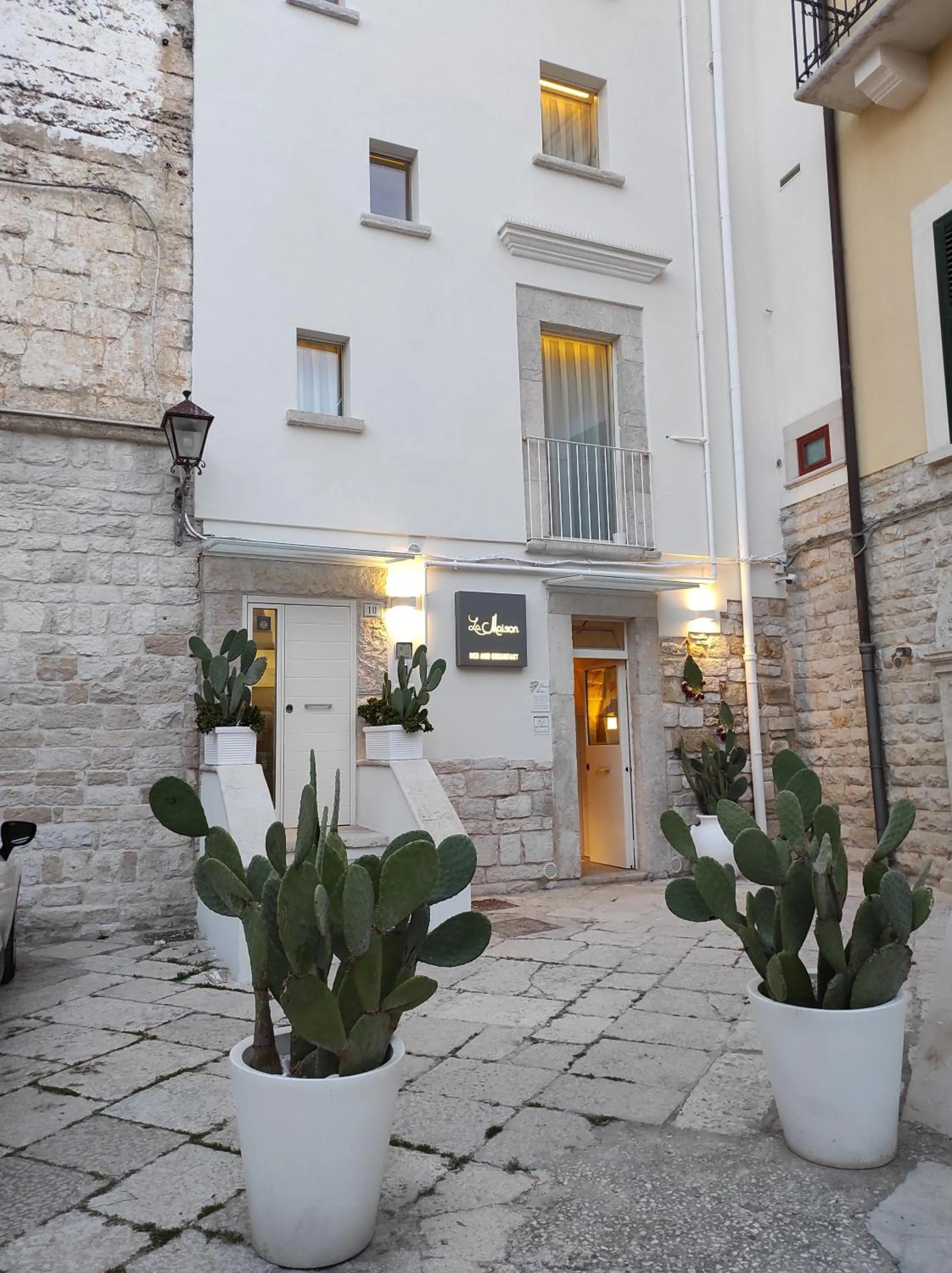 Property building in La Maison