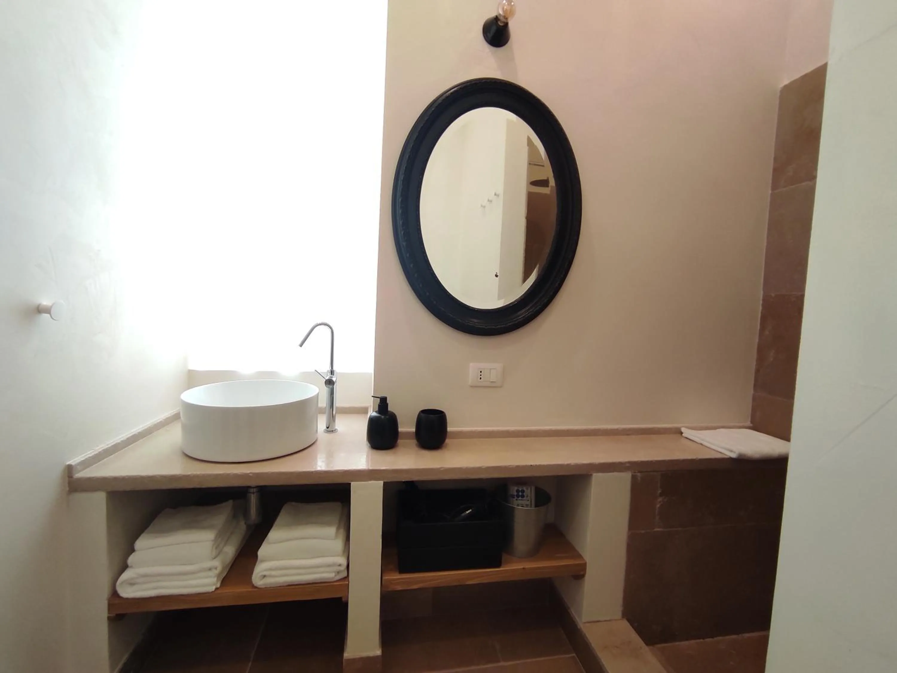 Bathroom in La Maison