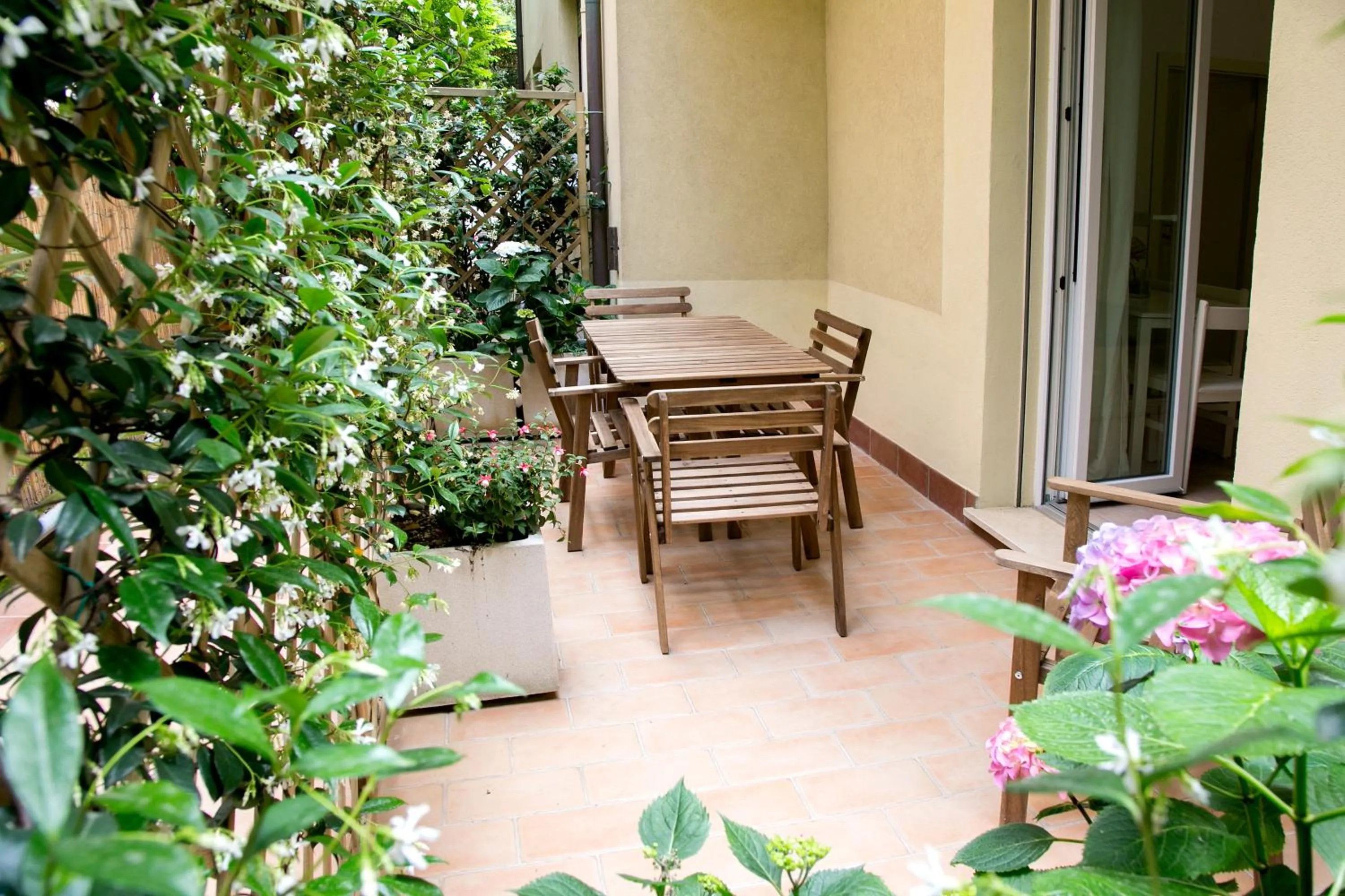 Balcony/Terrace in Residence Villa Ofelia