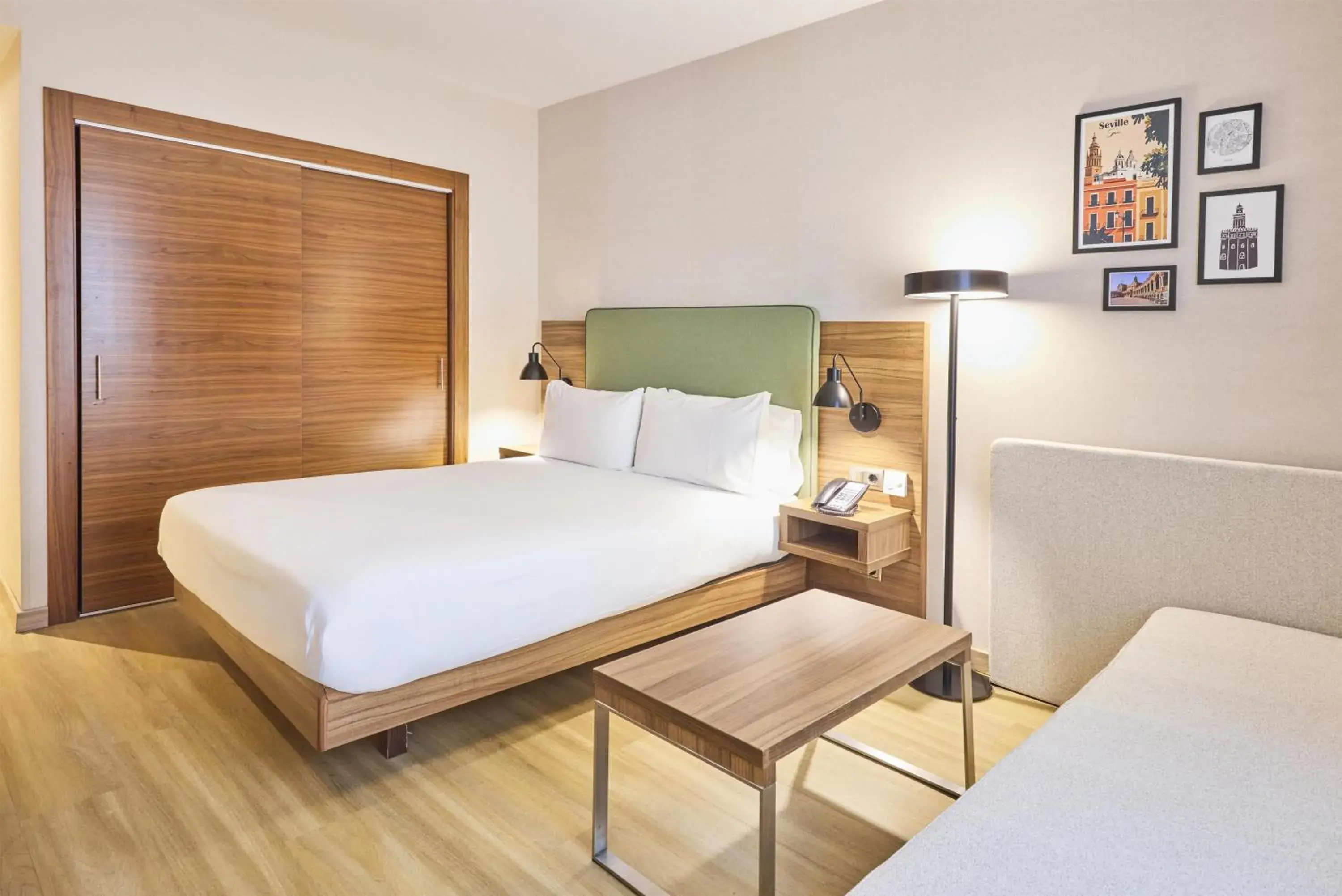 Bed in Hilton Garden Inn Sevilla Bed in Hilton Garden Inn Sevilla