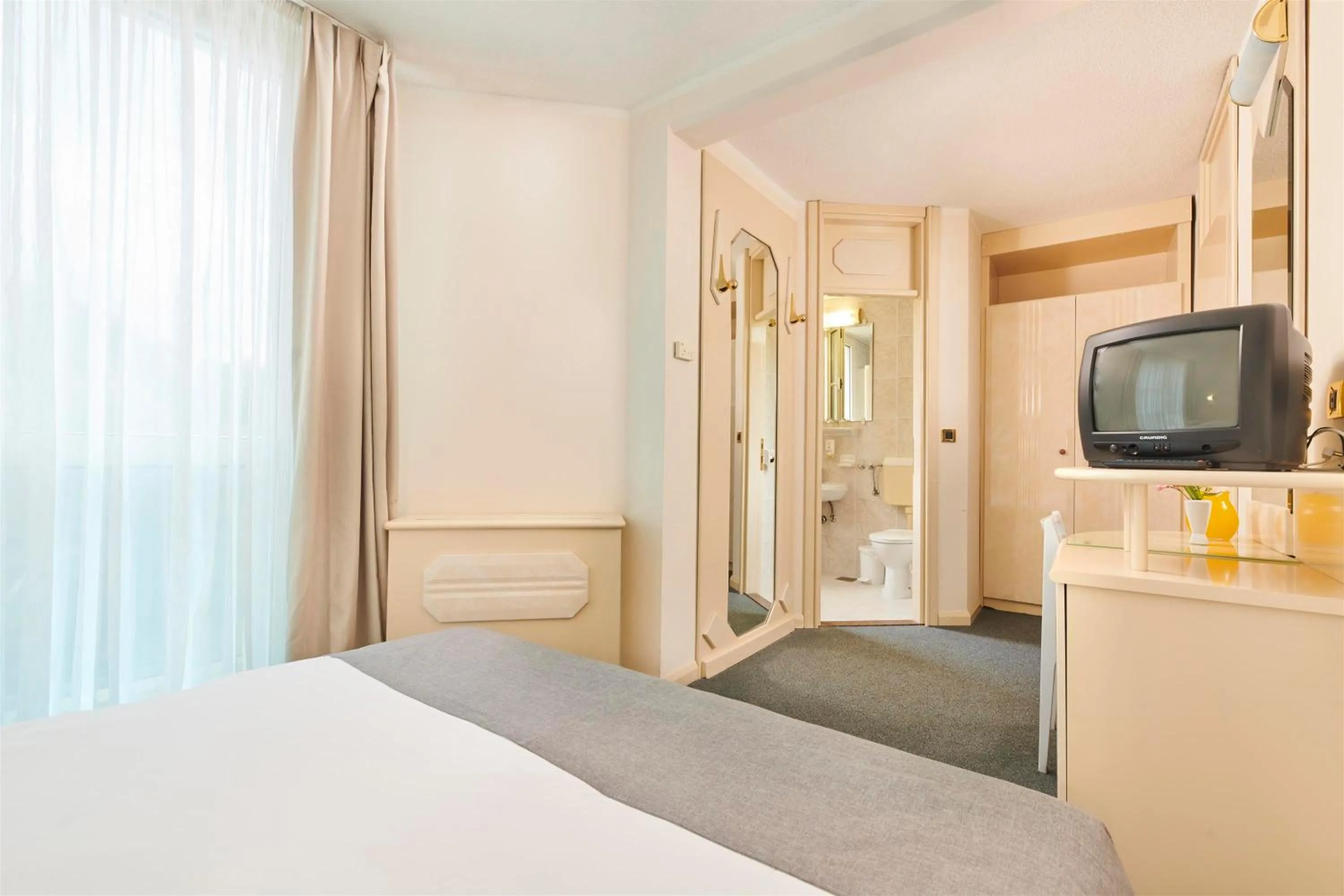 Bedroom, Bed in Hotel Gran Vista Plava Laguna