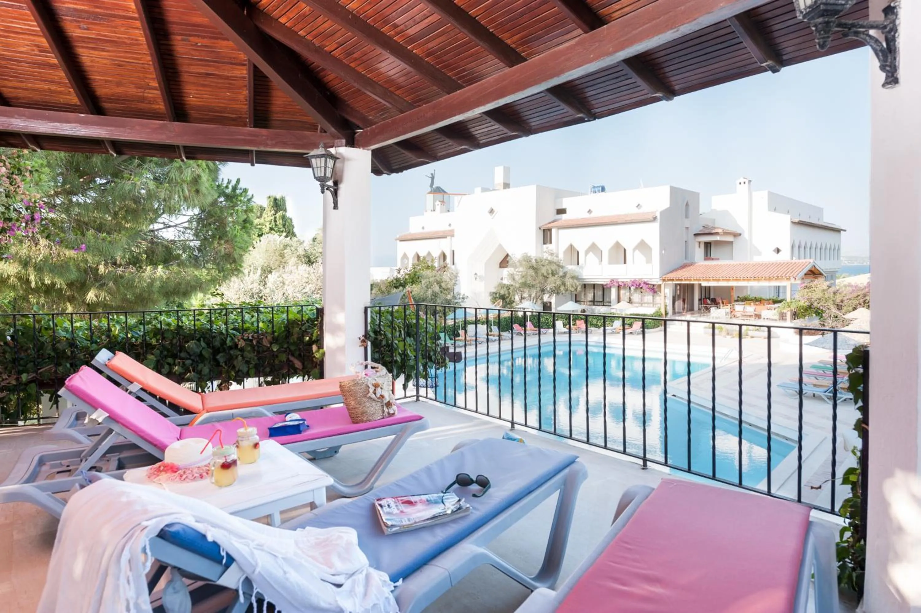 Swimming pool in Arinnanda Hotel Cesme