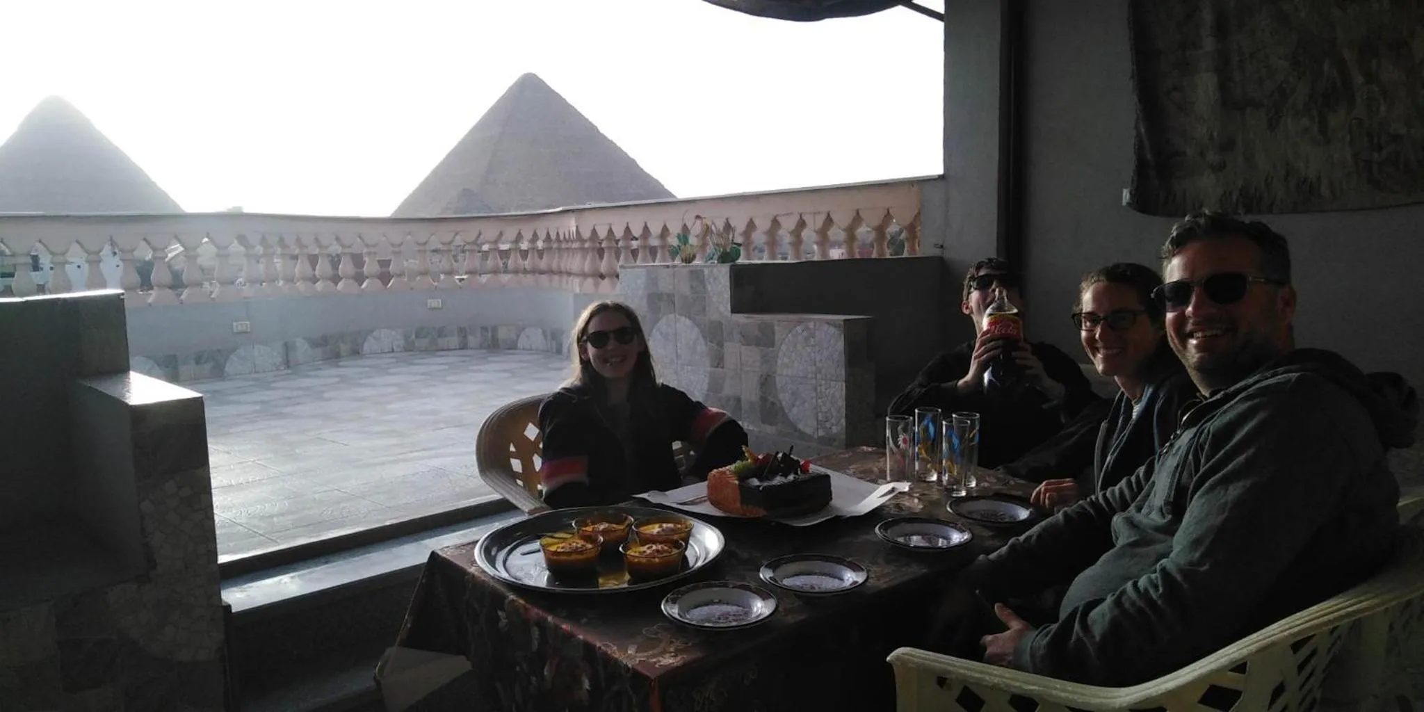 Queen Pyramids View Inn