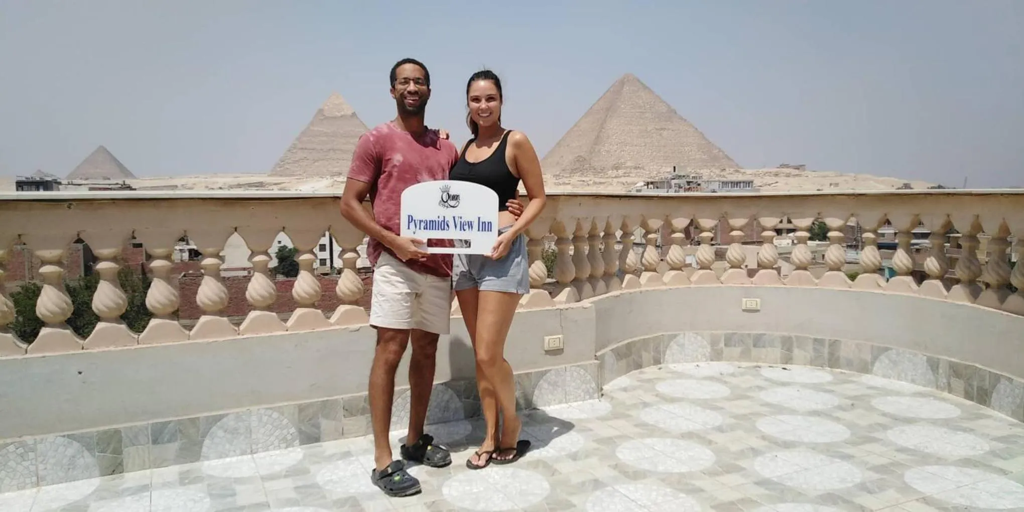 Queen Pyramids View Inn