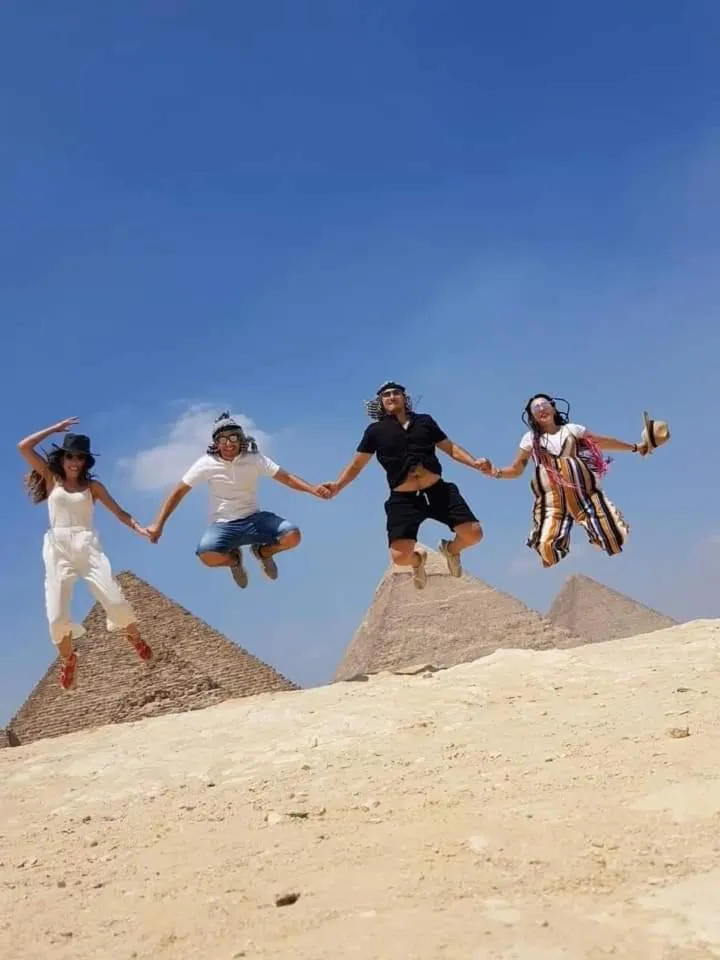 Queen Pyramids View Inn