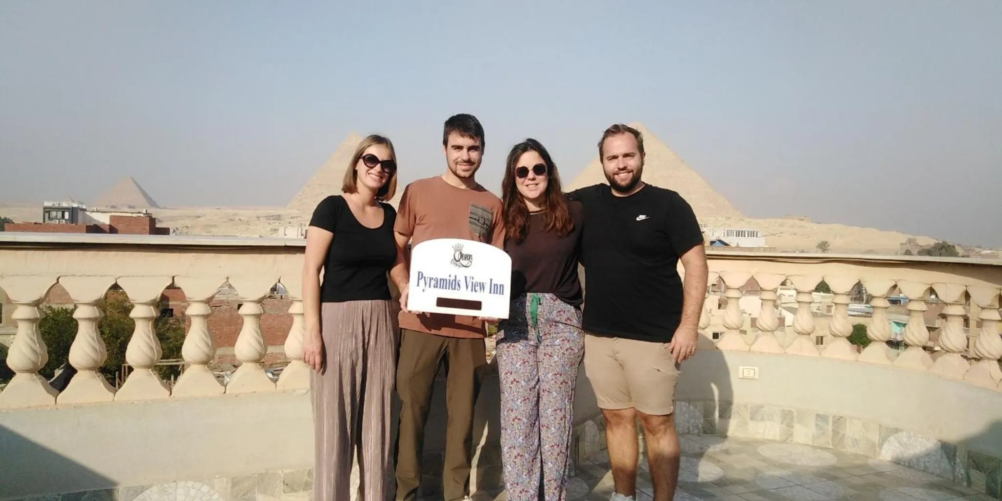 Queen Pyramids View Inn