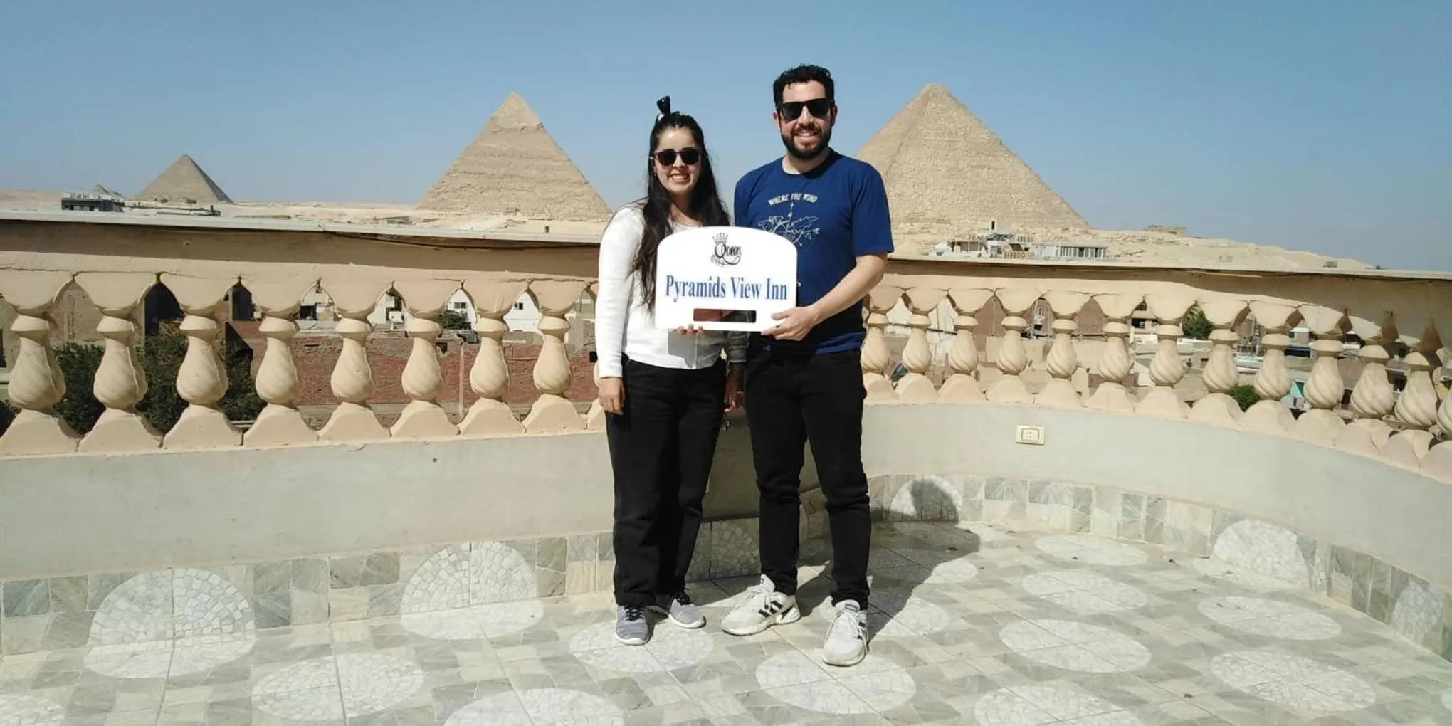 Queen Pyramids View Inn