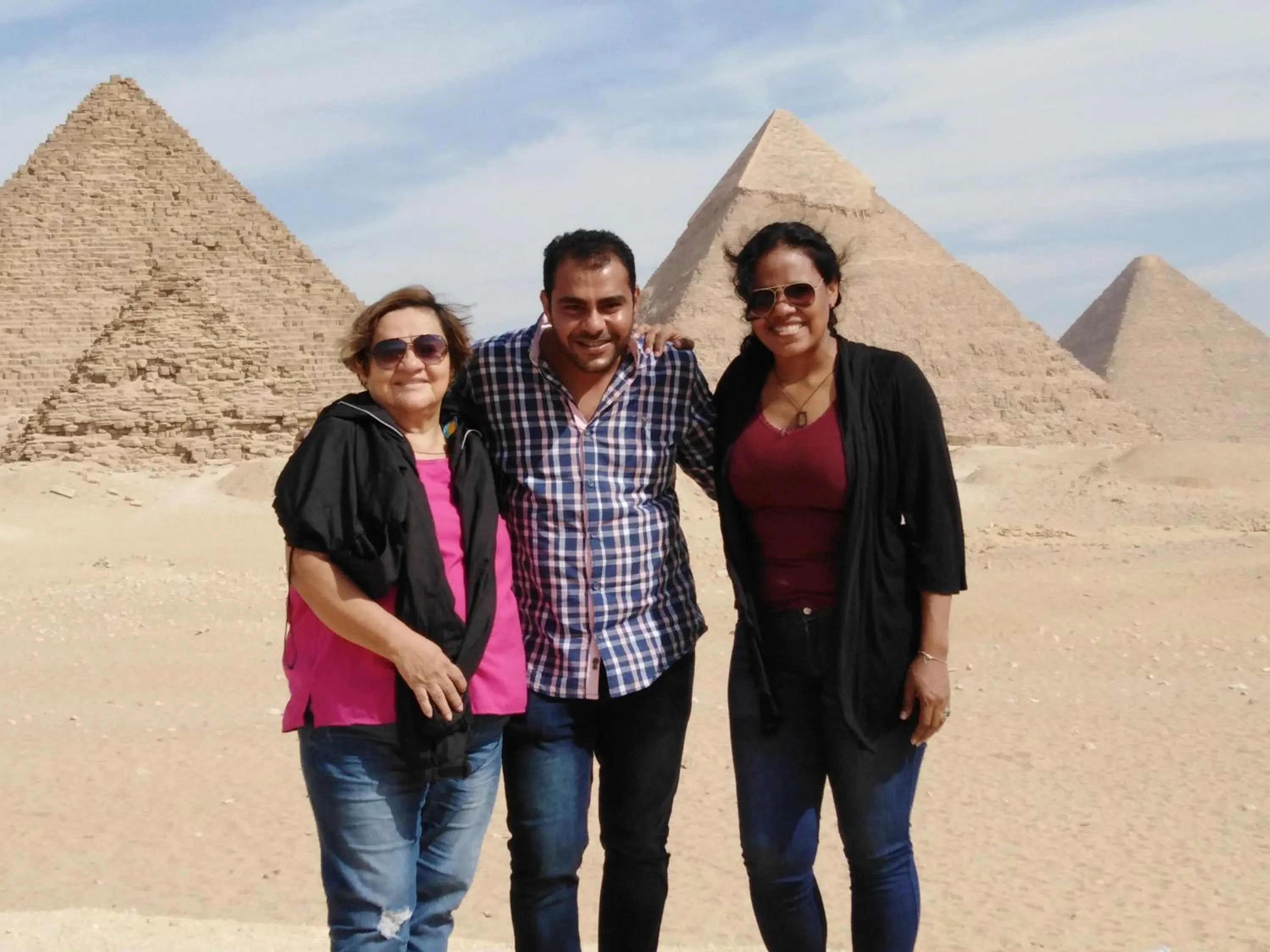 Queen Pyramids View Inn