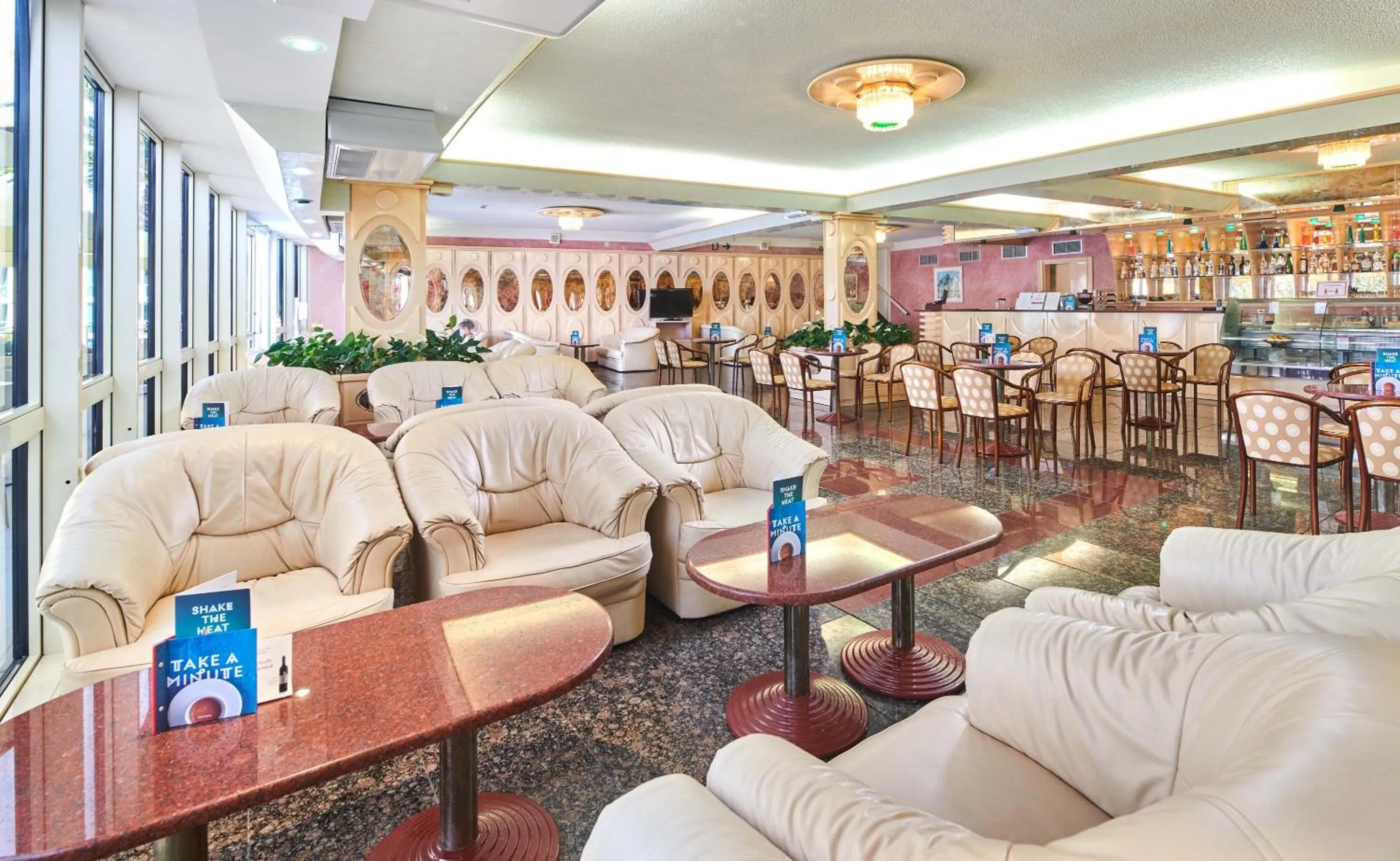Lounge or bar in Hotel Istra Plava Laguna