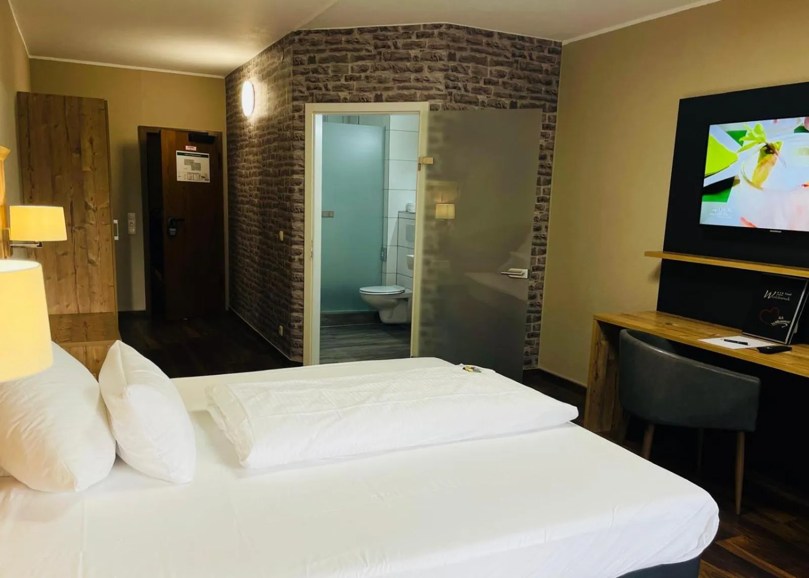 Bed in Hotel Waldesruh