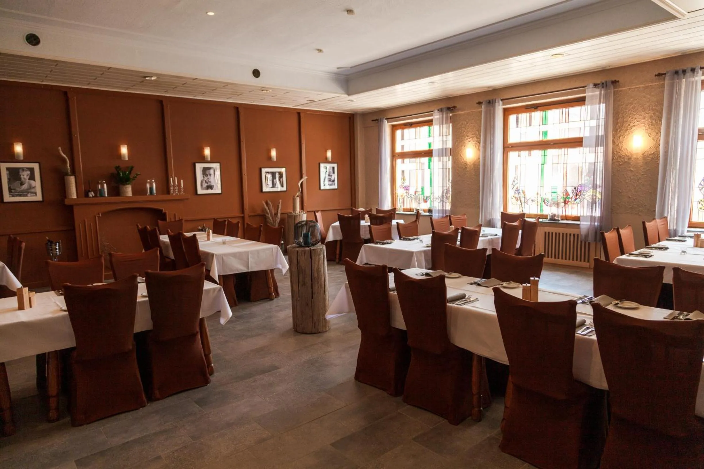 Restaurant/places to eat in Hotel Fronhof Mettendorf
