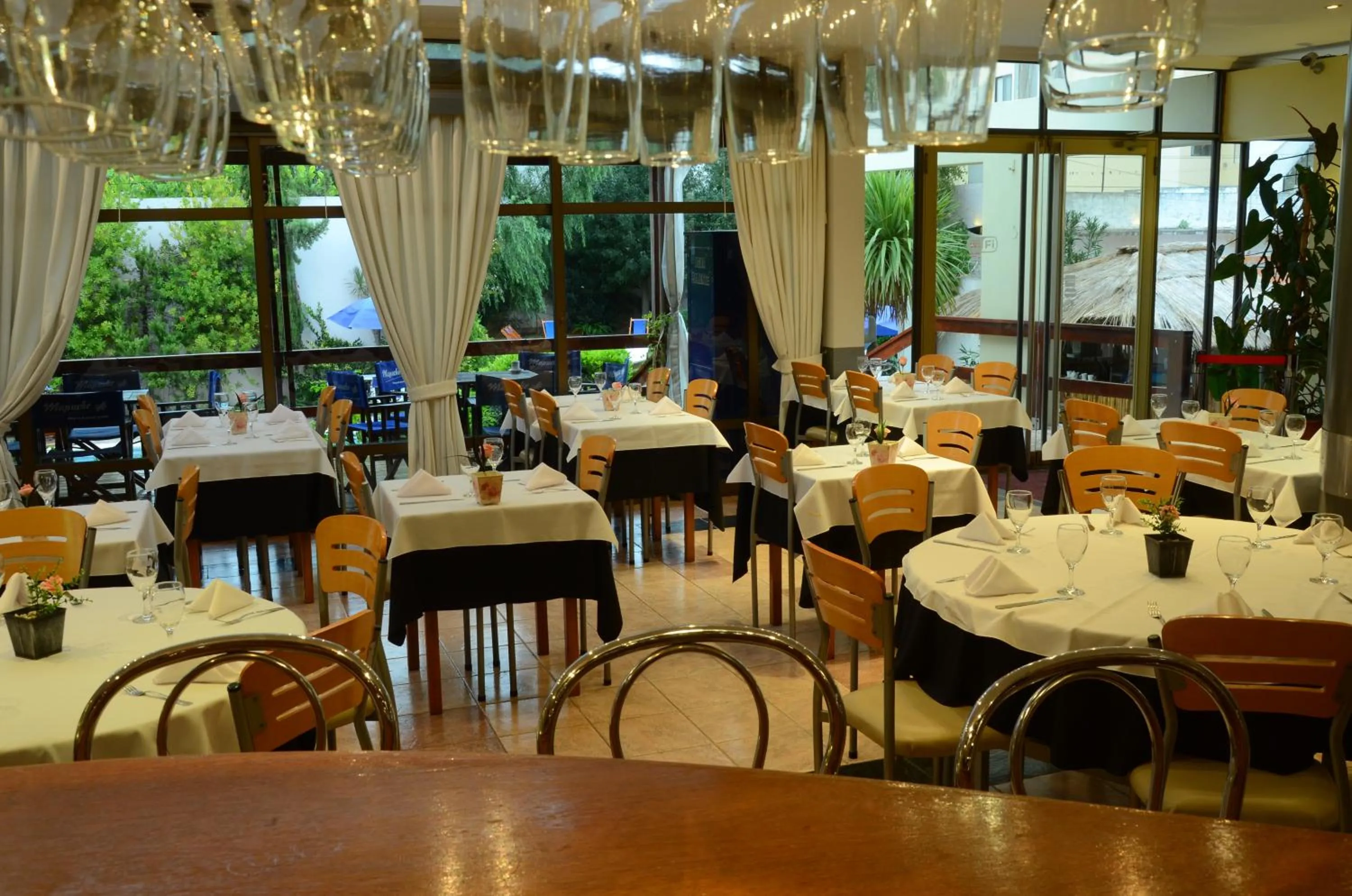 Restaurant/places to eat in Ñikén Hotel & Spa