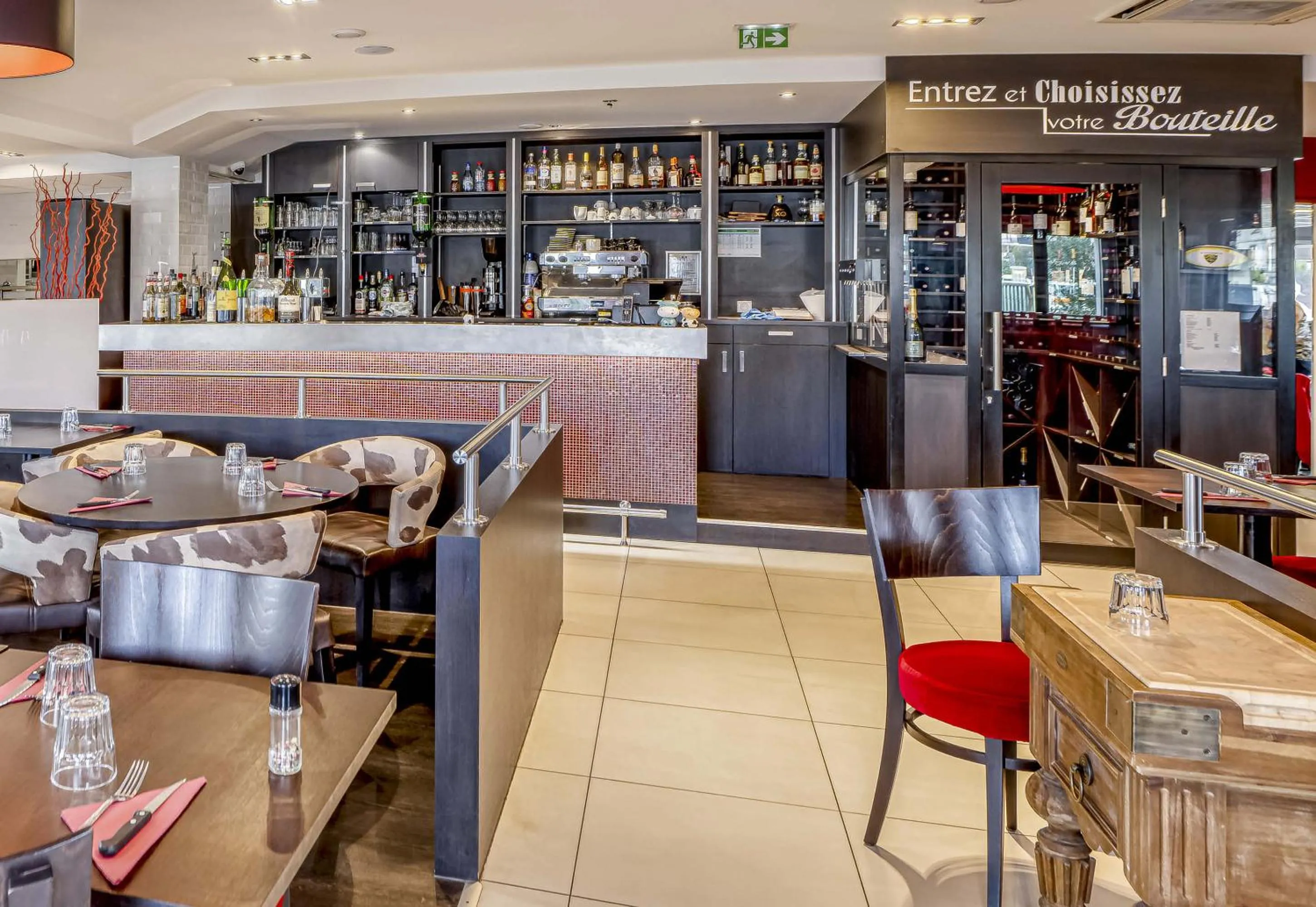 Restaurant/places to eat in B&B HOTEL Bordeaux Le Haillan 3 étoiles