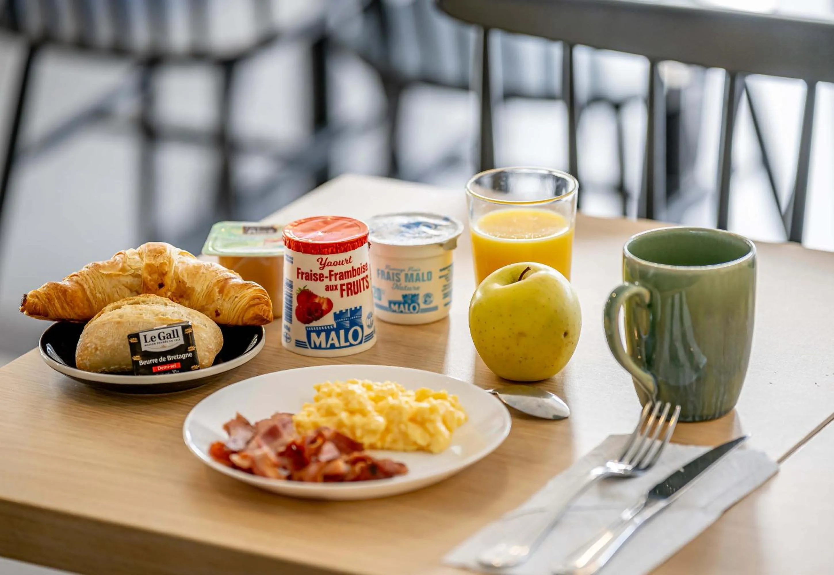 Breakfast in B&B HOTEL Bordeaux Le Haillan 3 étoiles