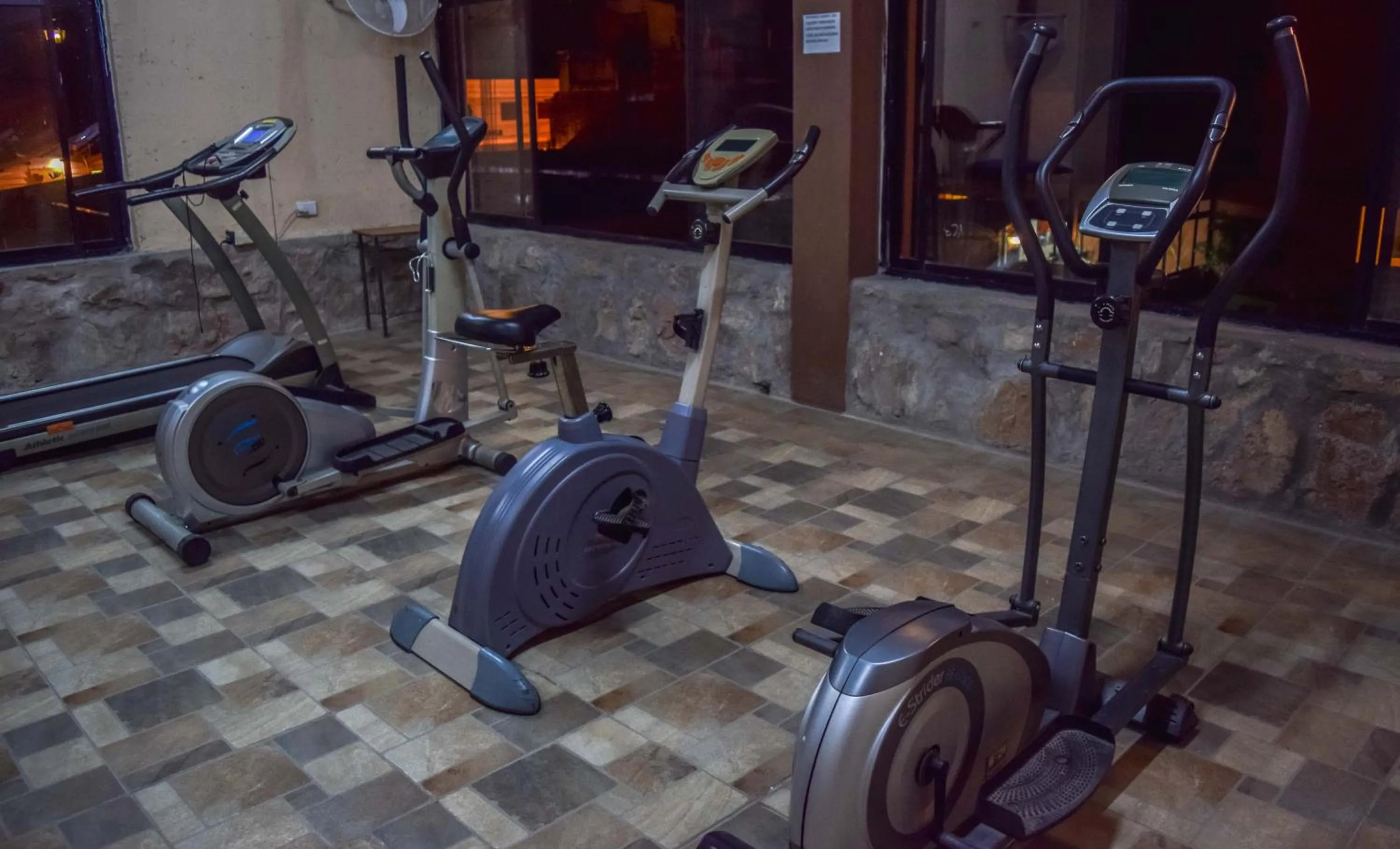 Night in Hotel Samka