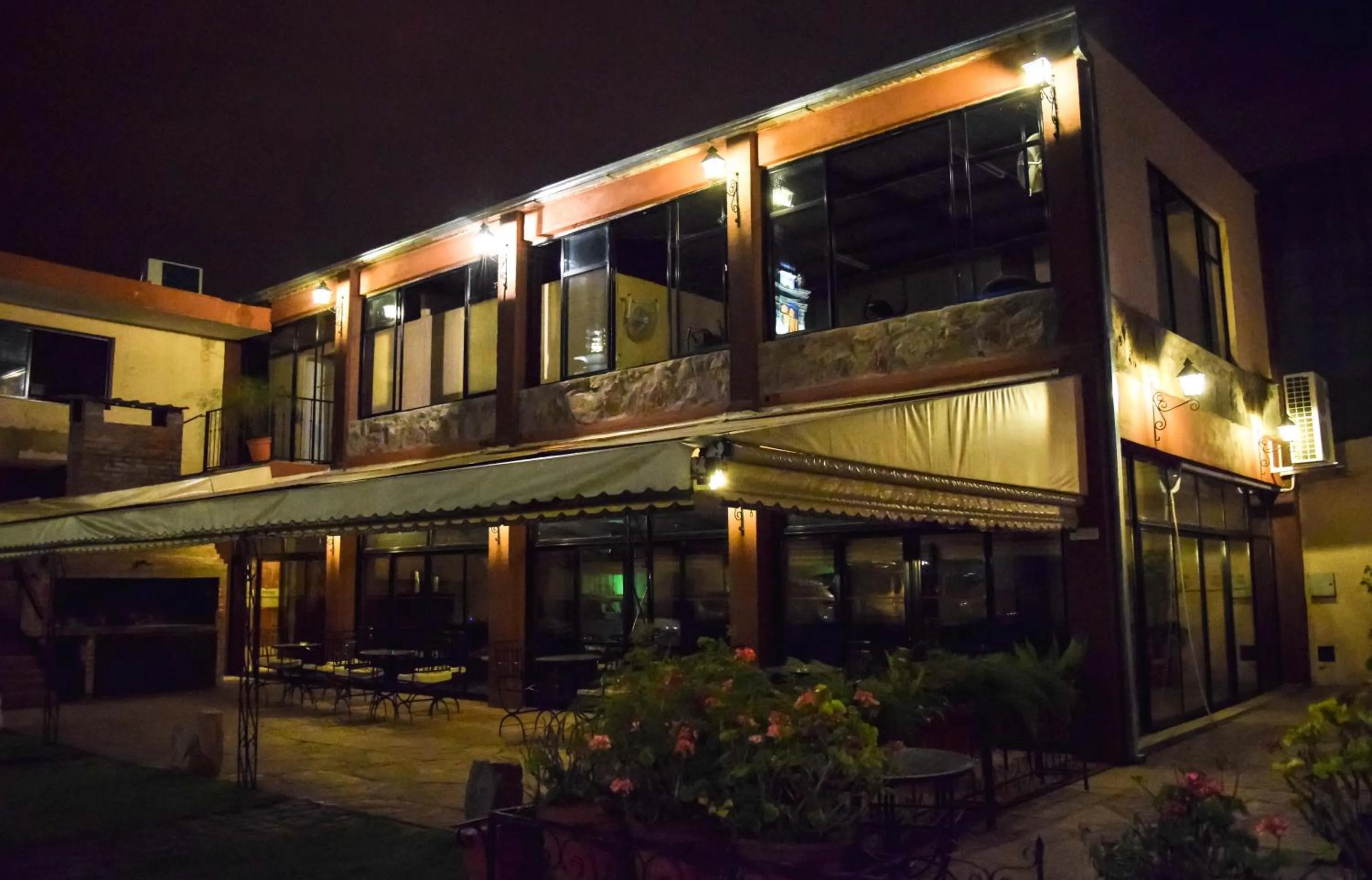 Patio in Hotel Samka