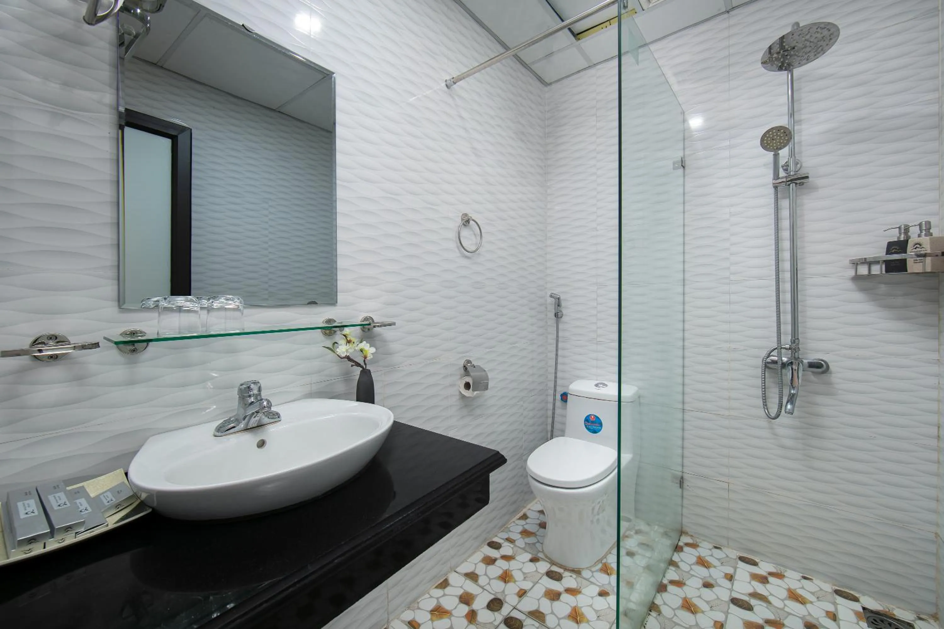 Shower in Sapa Valley view hotel