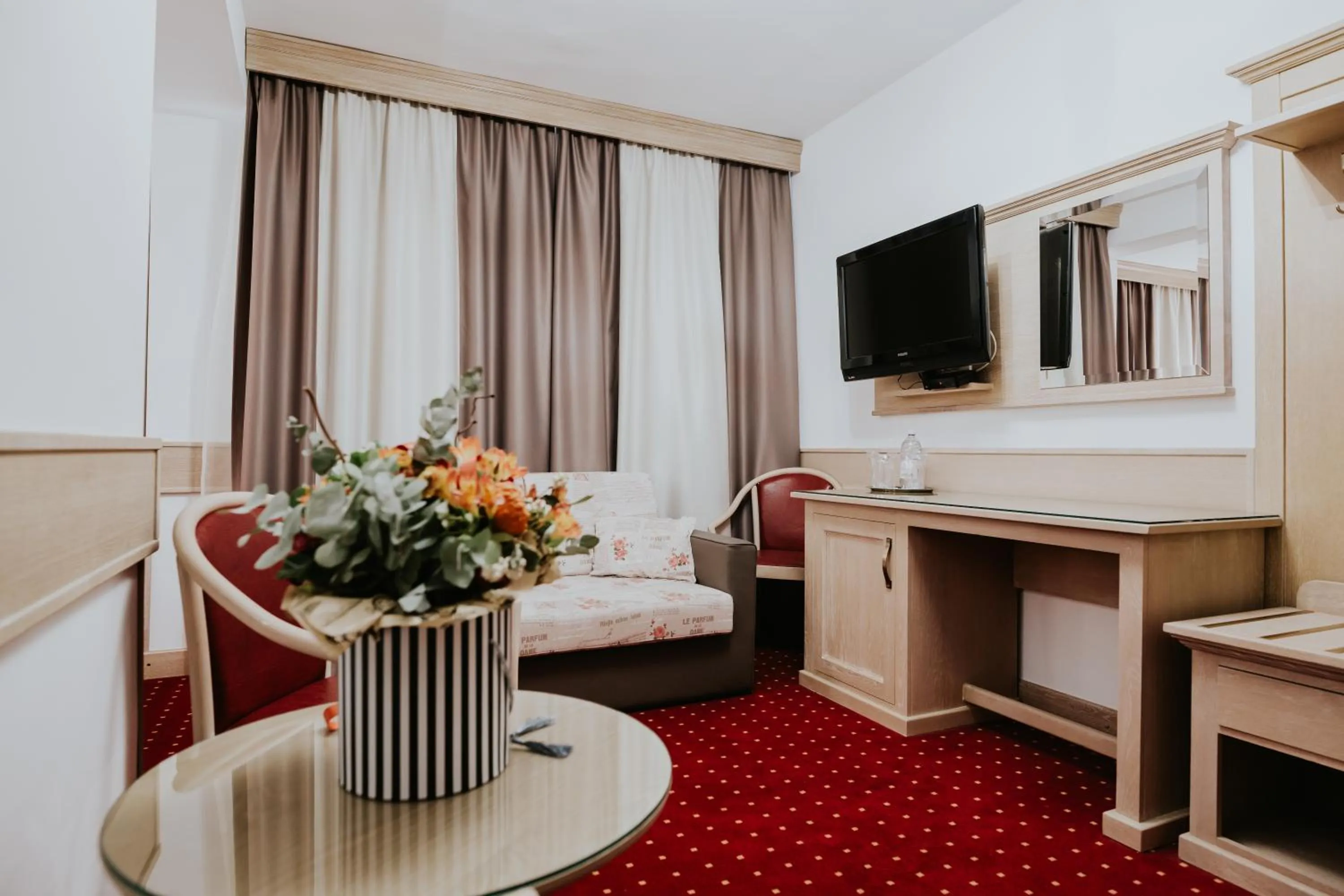 Bed in Hotel Lacu Rosu