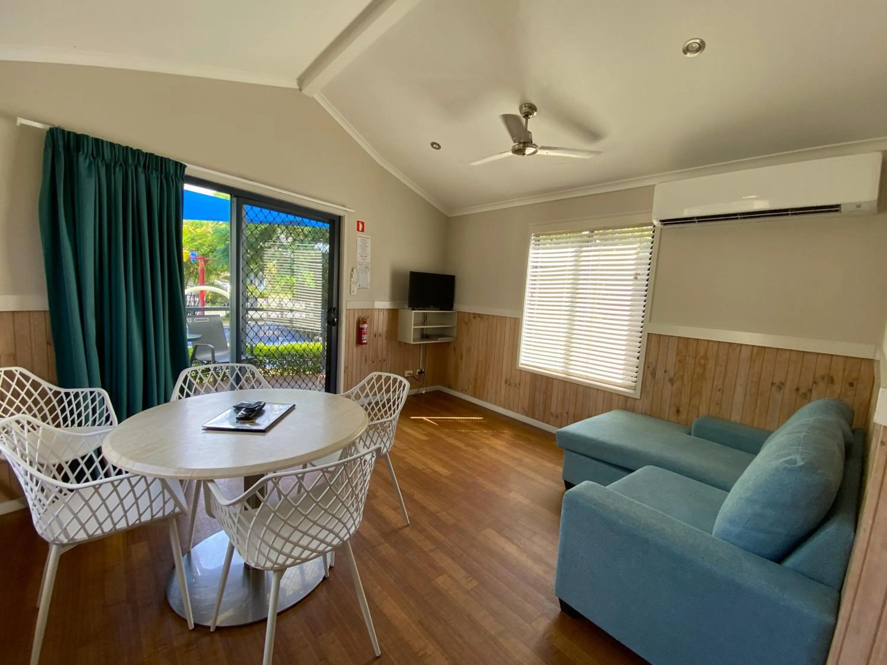 Living room in BIG4 Mackay Blacks Beach Holiday Park