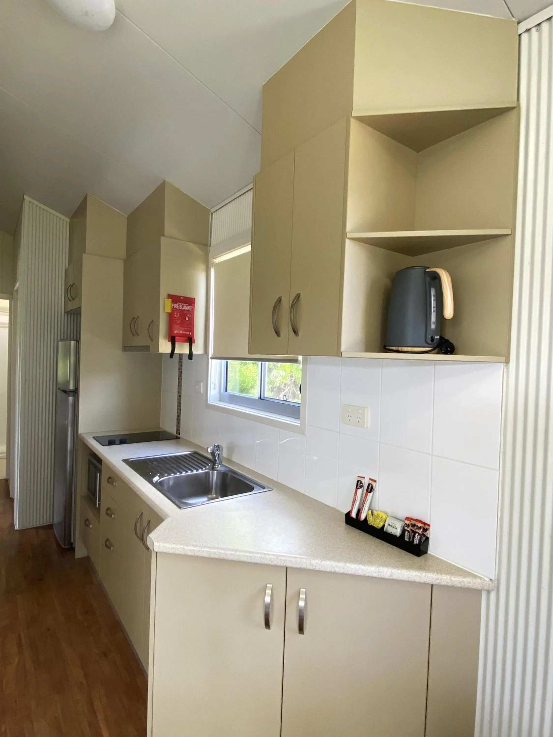 Kitchen or kitchenette in BIG4 Mackay Blacks Beach Holiday Park