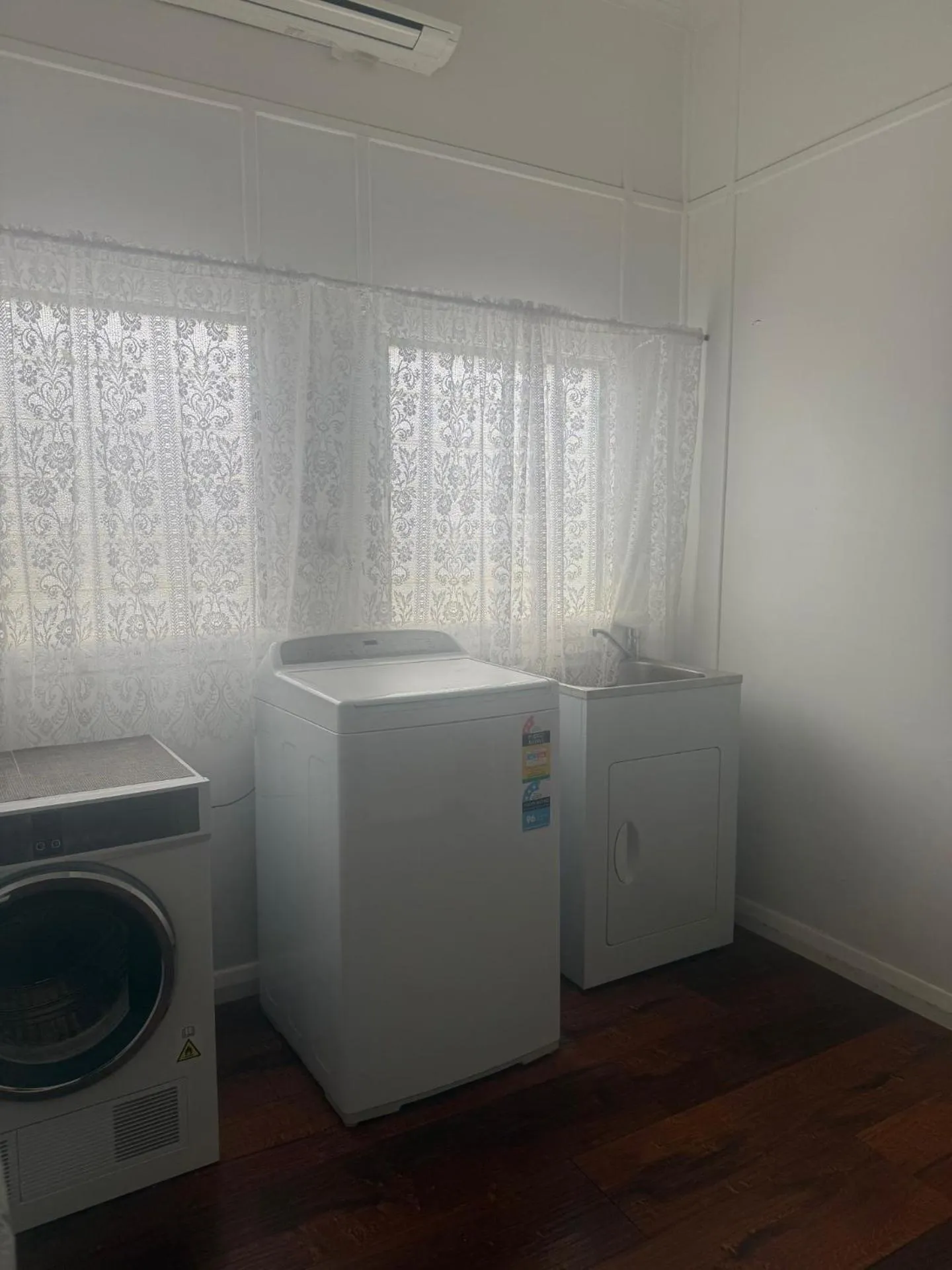 laundry in Sturt Motel