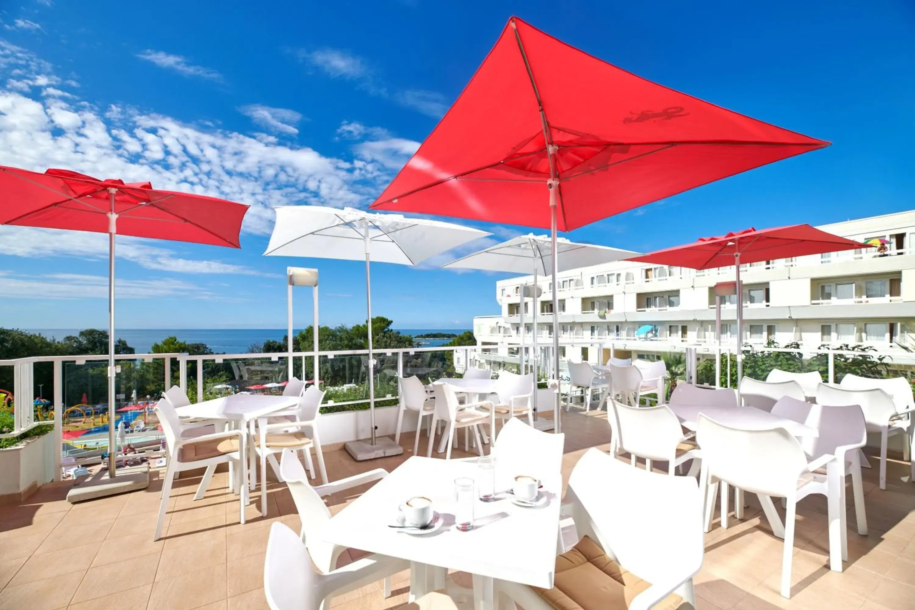 Lounge or bar in Hotel Delfin Plava Laguna Lounge or bar in Hotel Delfin Plava Laguna
