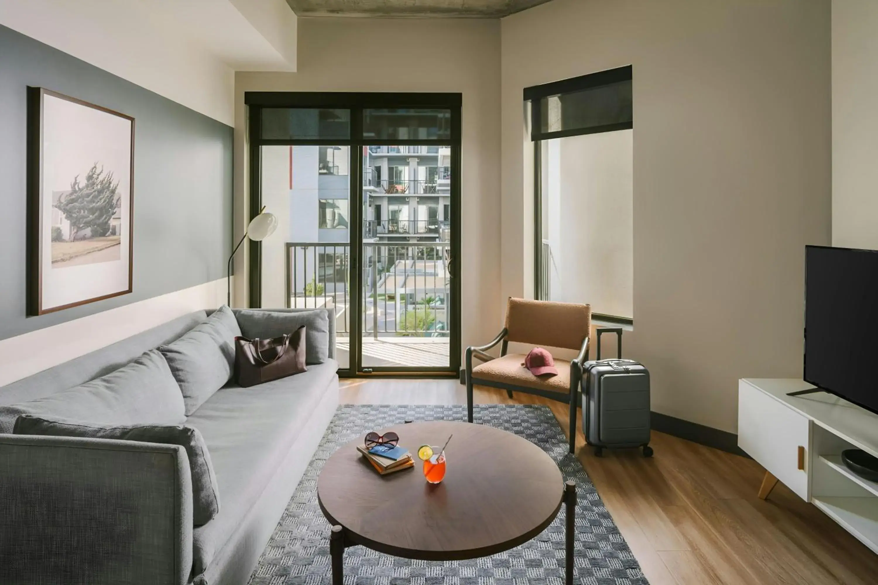 One-Bedroom Apartment with Queen Bed, Sofa Bed and Balcony in Sonder by Marriott Bonvoy Mill Ave Apartments Tempe One-Bedroom Apartment with Queen Bed, Sofa Bed and Balcony in Sonder by Marriott Bonvoy Mill Ave Apartments Tempe