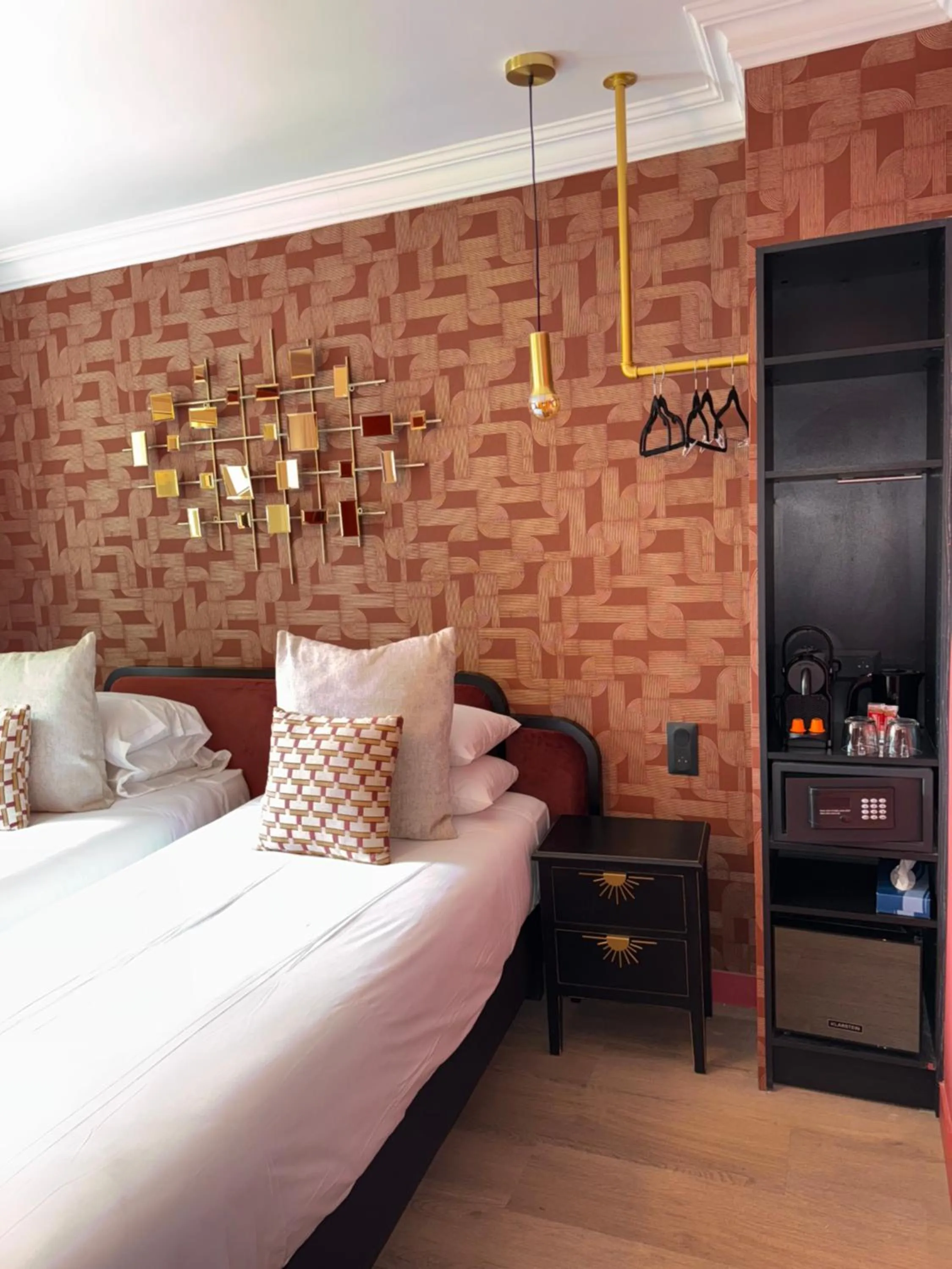 Bedroom, Bed in La Caravelle