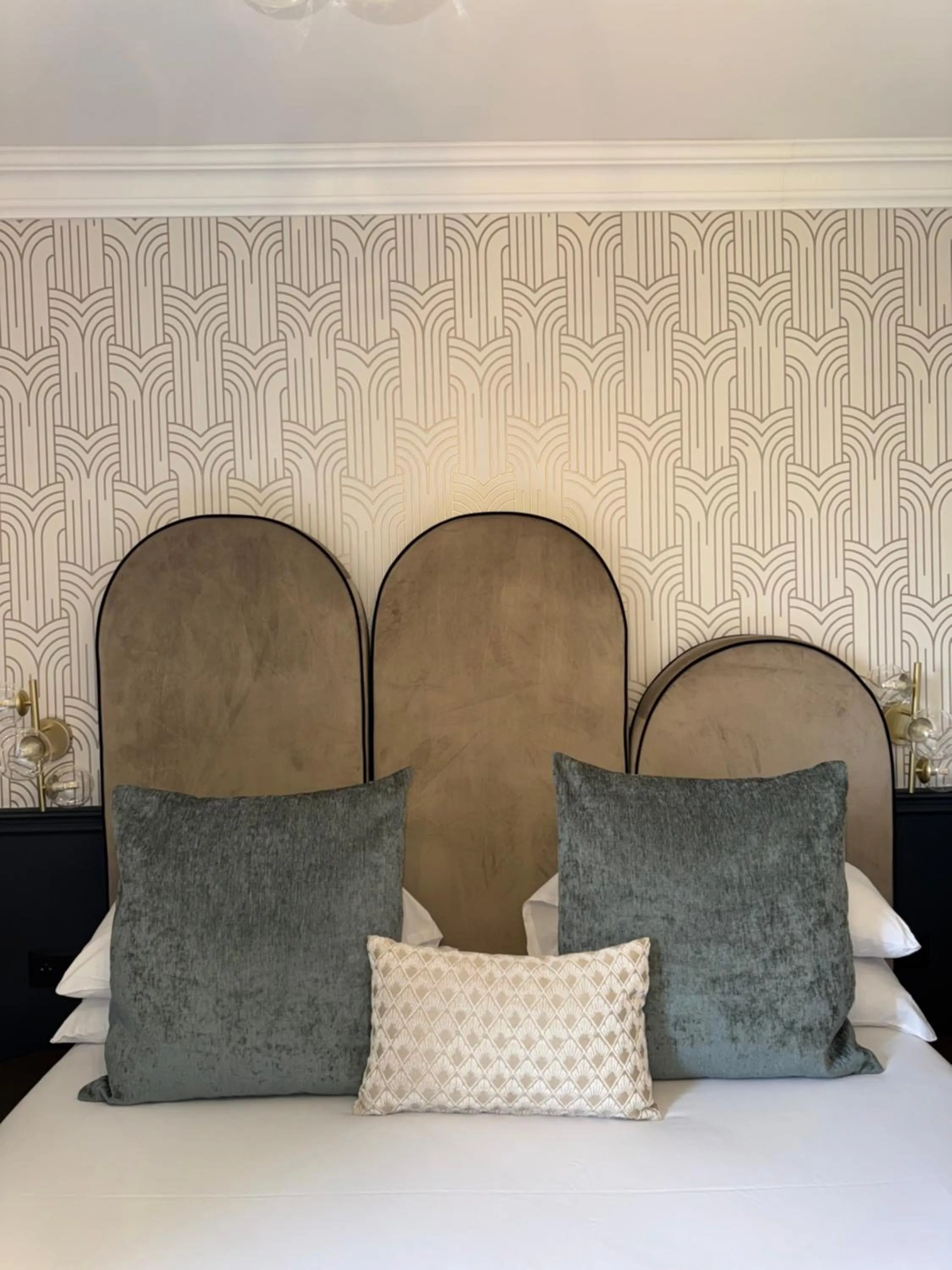 Bedroom, Bed in La Caravelle