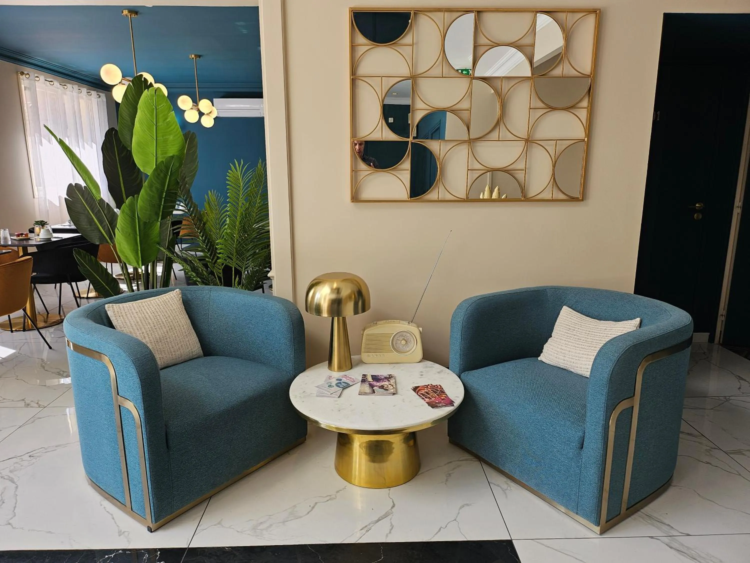 Seating area in La Caravelle