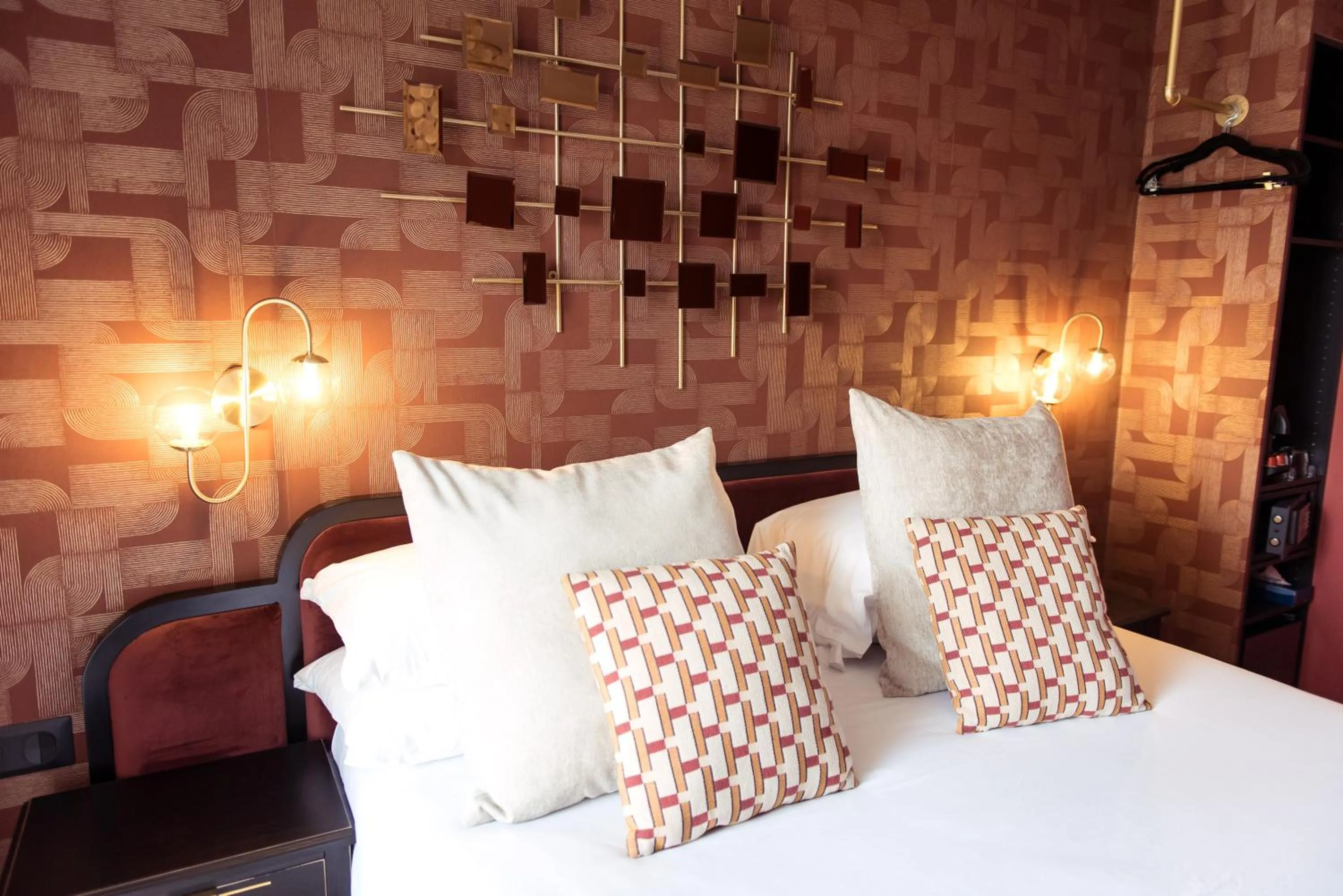 Bedroom, Bed in La Caravelle