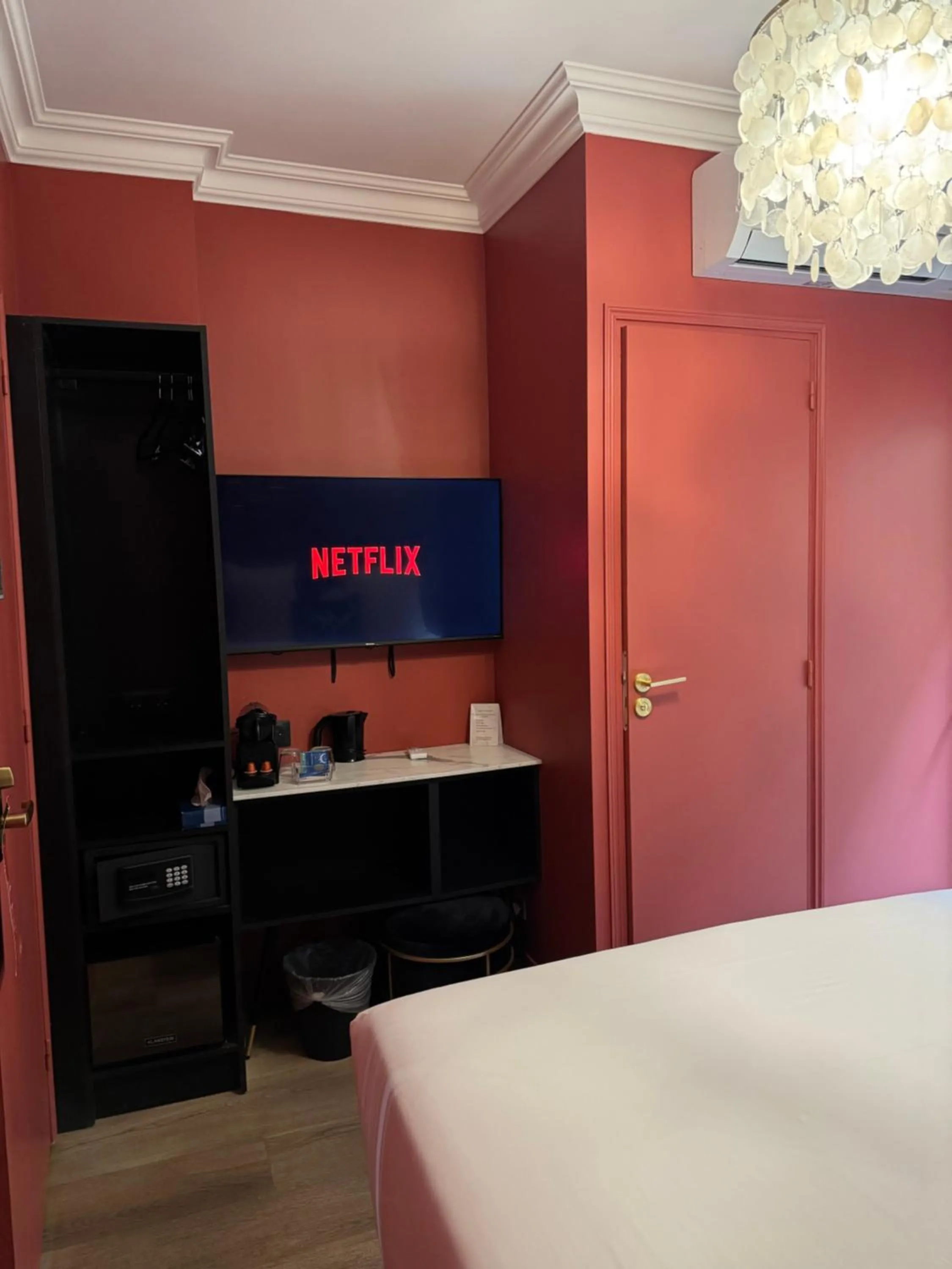 internet, Bed in La Caravelle