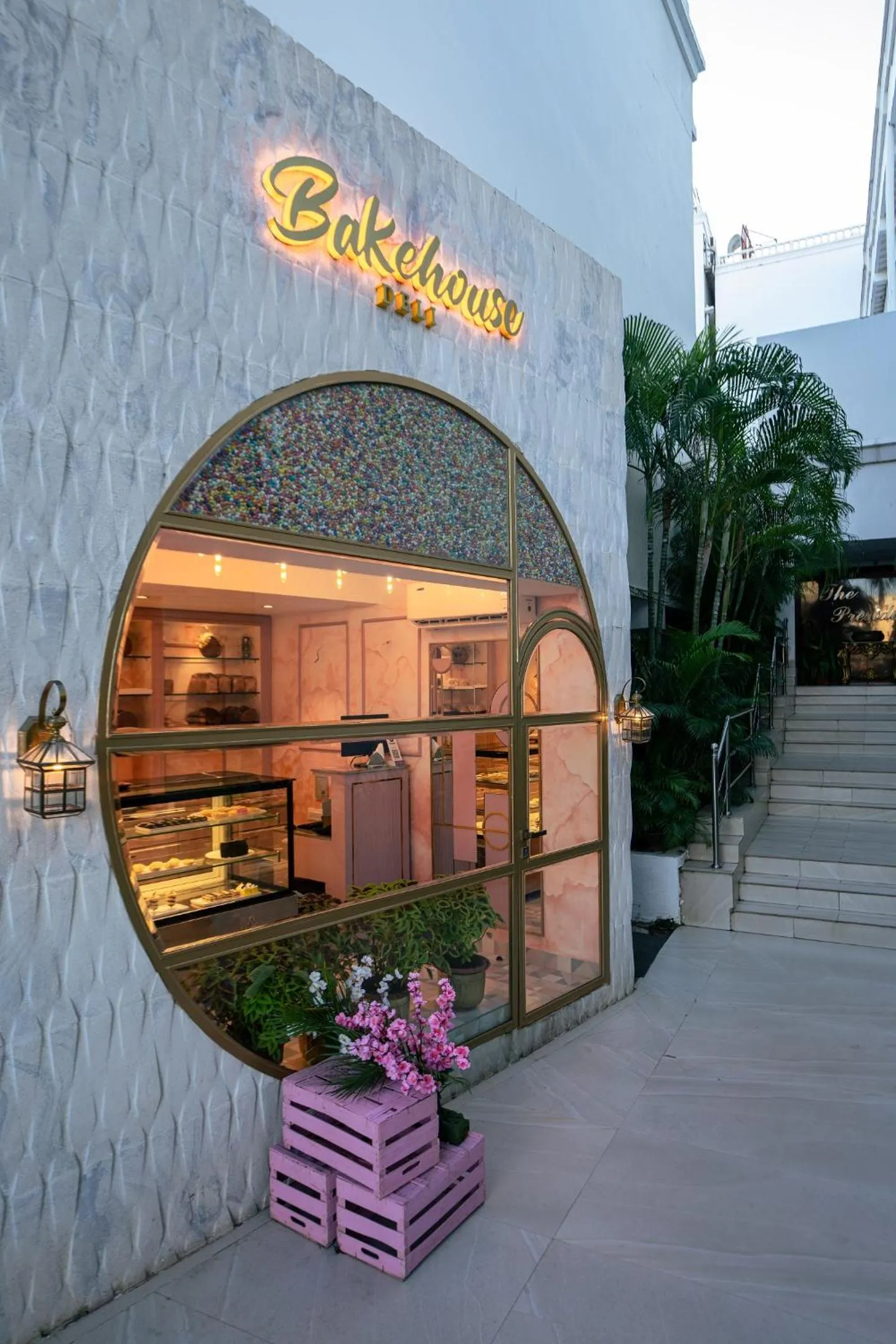 Restaurant/places to eat in The Presidency