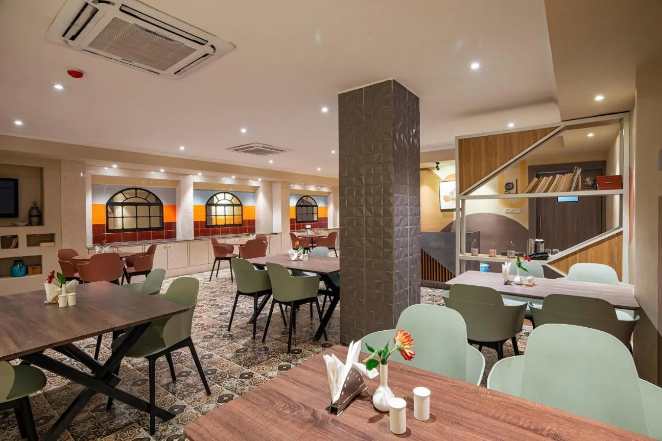 Restaurant/places to eat in The Presidency