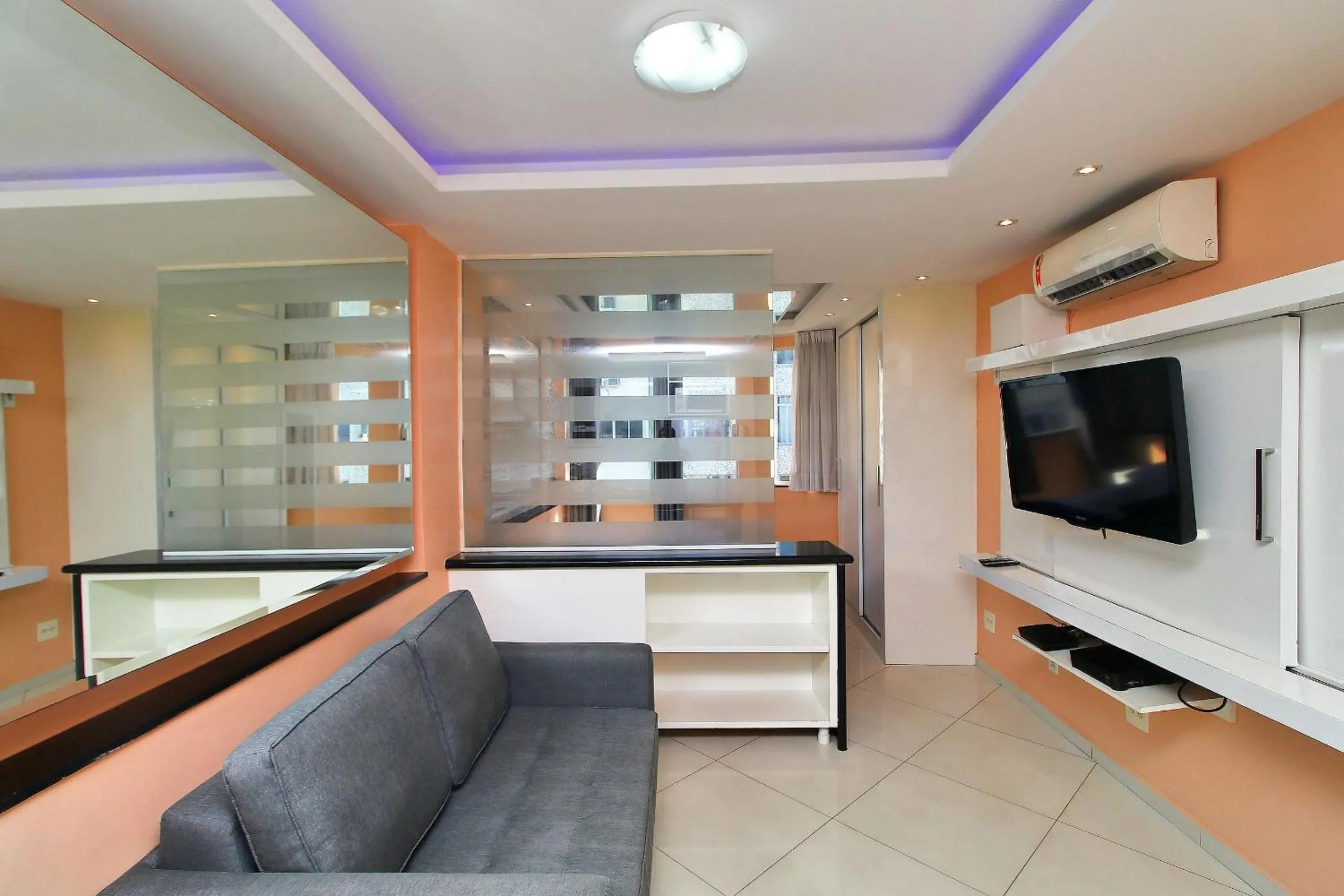 TV and multimedia in Rio Spot Homes C046.