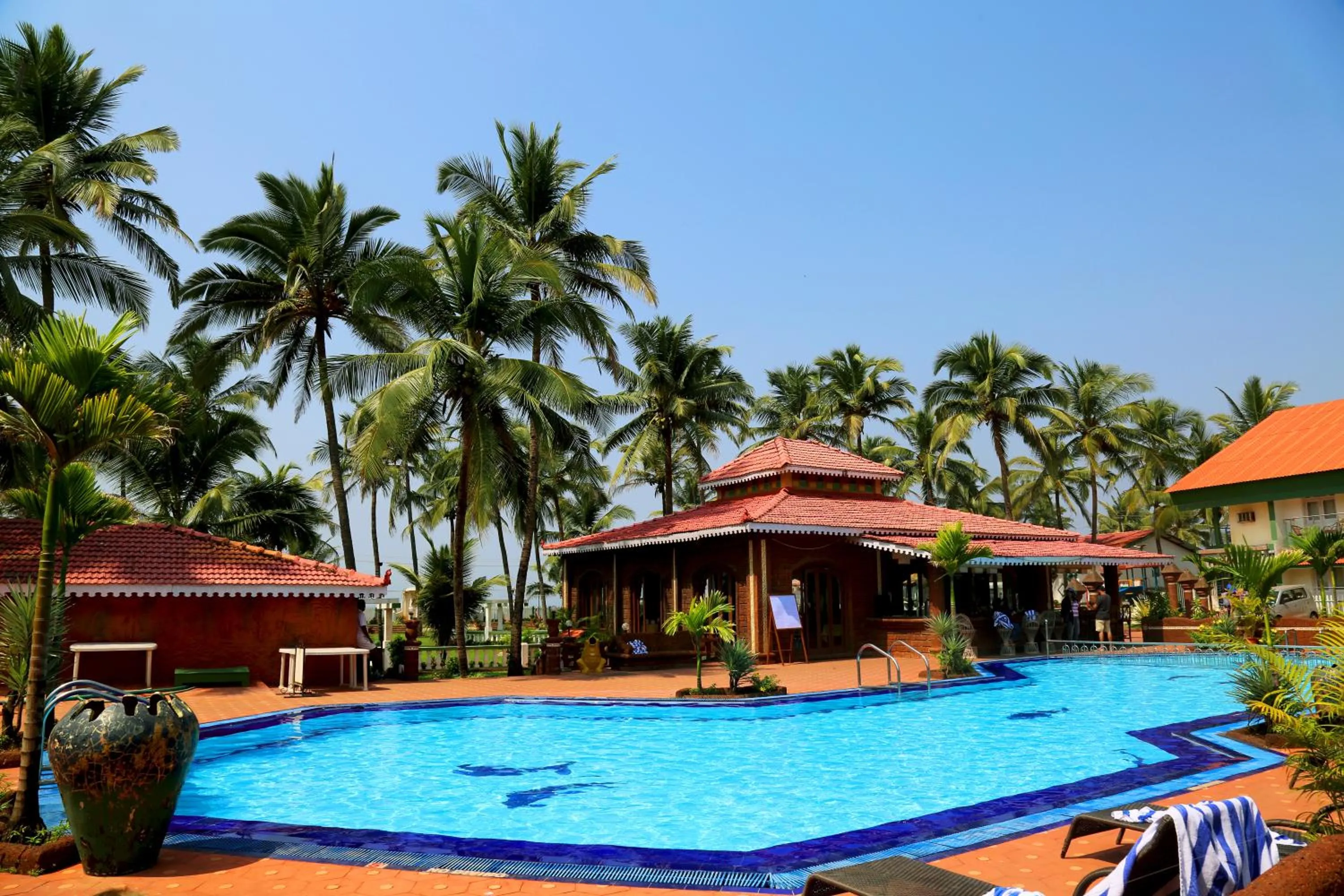 Swimming pool in Hotel Goan Heritage